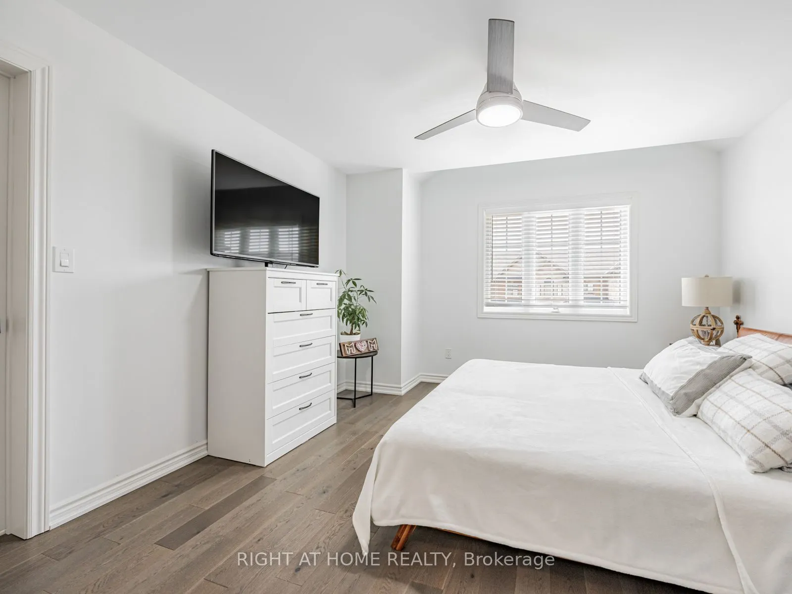 7 Harry Thornton Lane