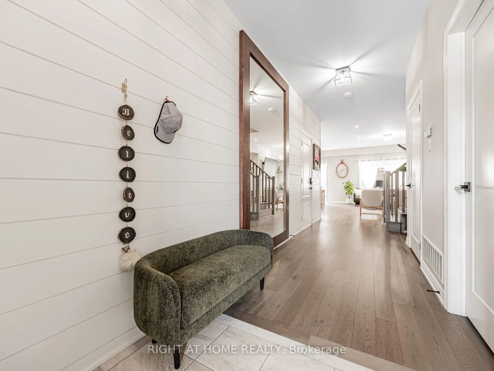 7 Harry Thornton Lane