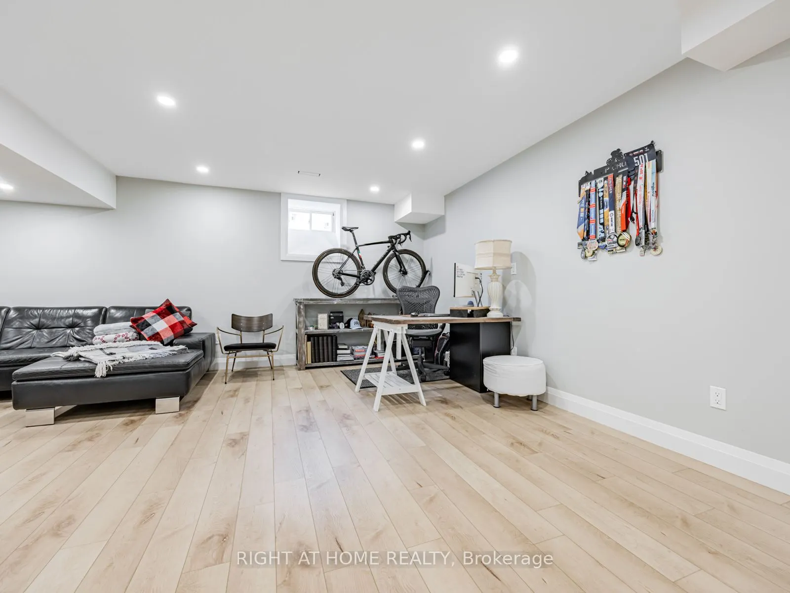 7 Harry Thornton Lane