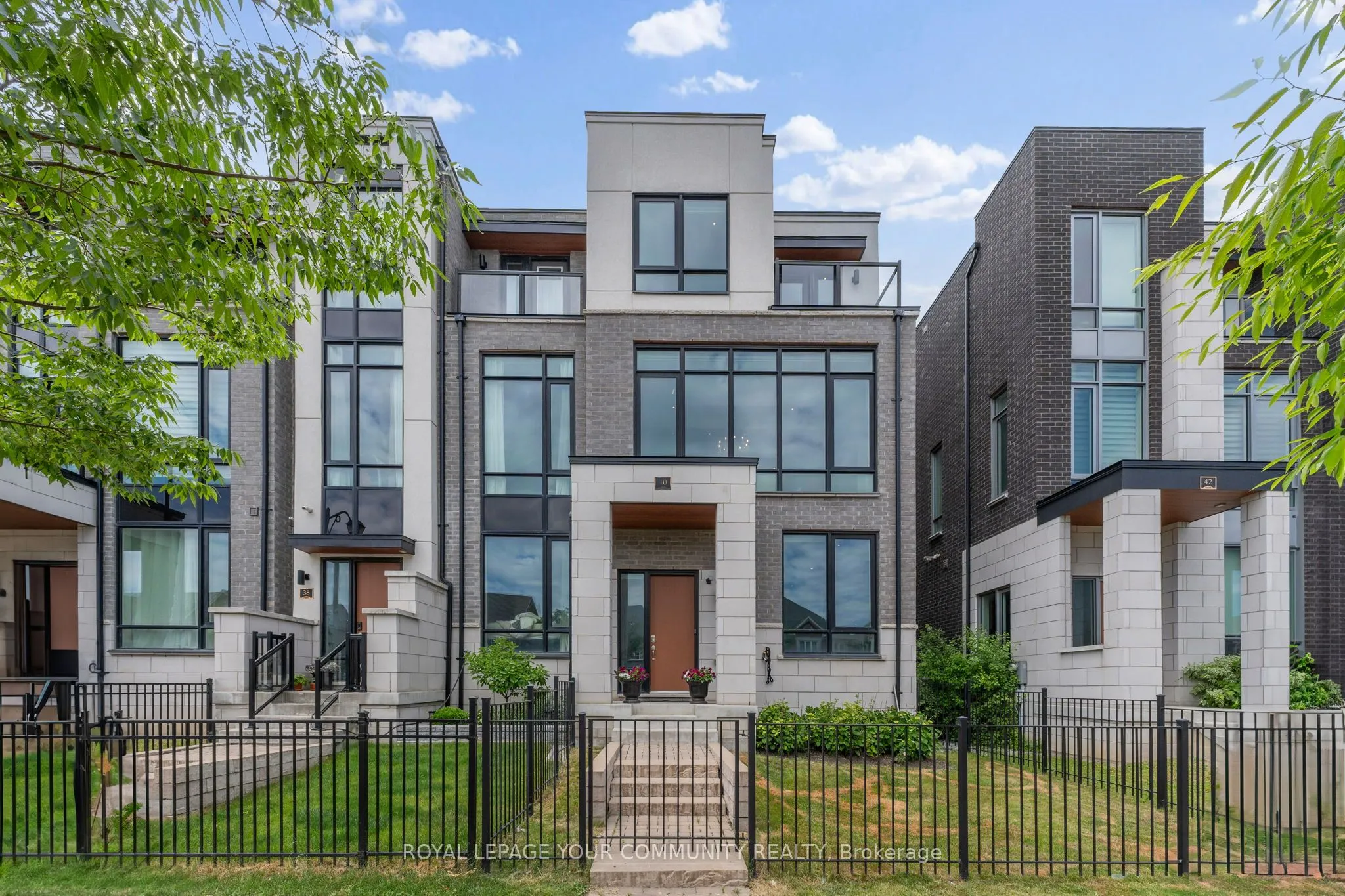 40 Crimson Forest Drive