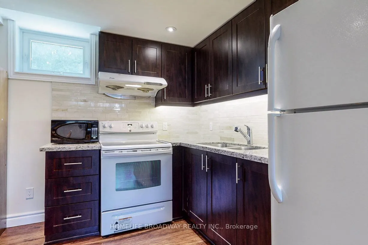 1 Billy Joel Crescent