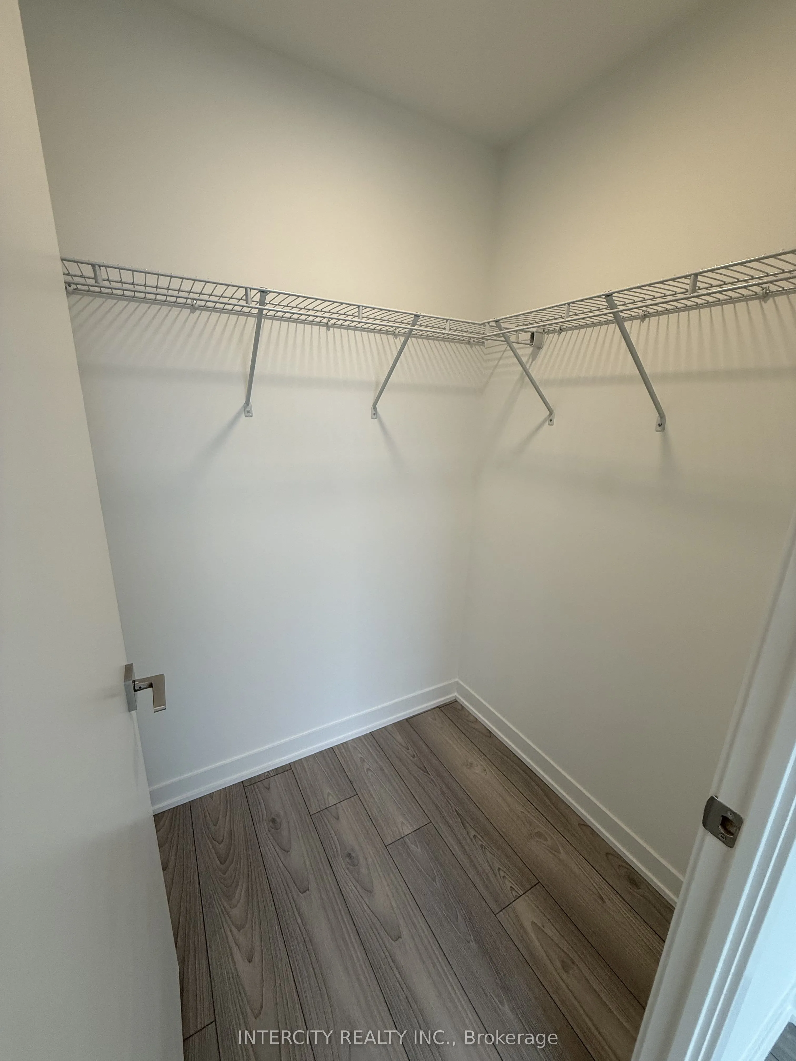 498 Caldari Road, #622