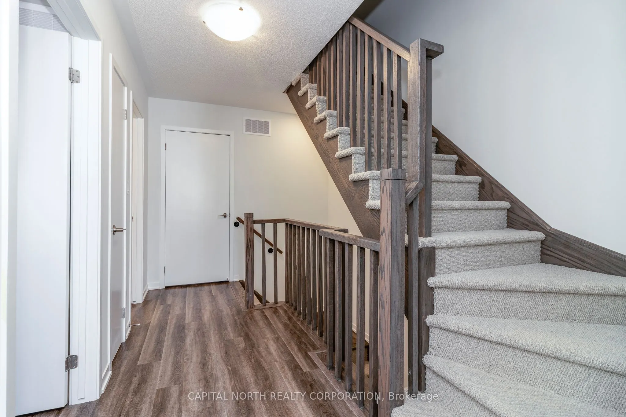 150 Honeycrisp Crescent, #TH266