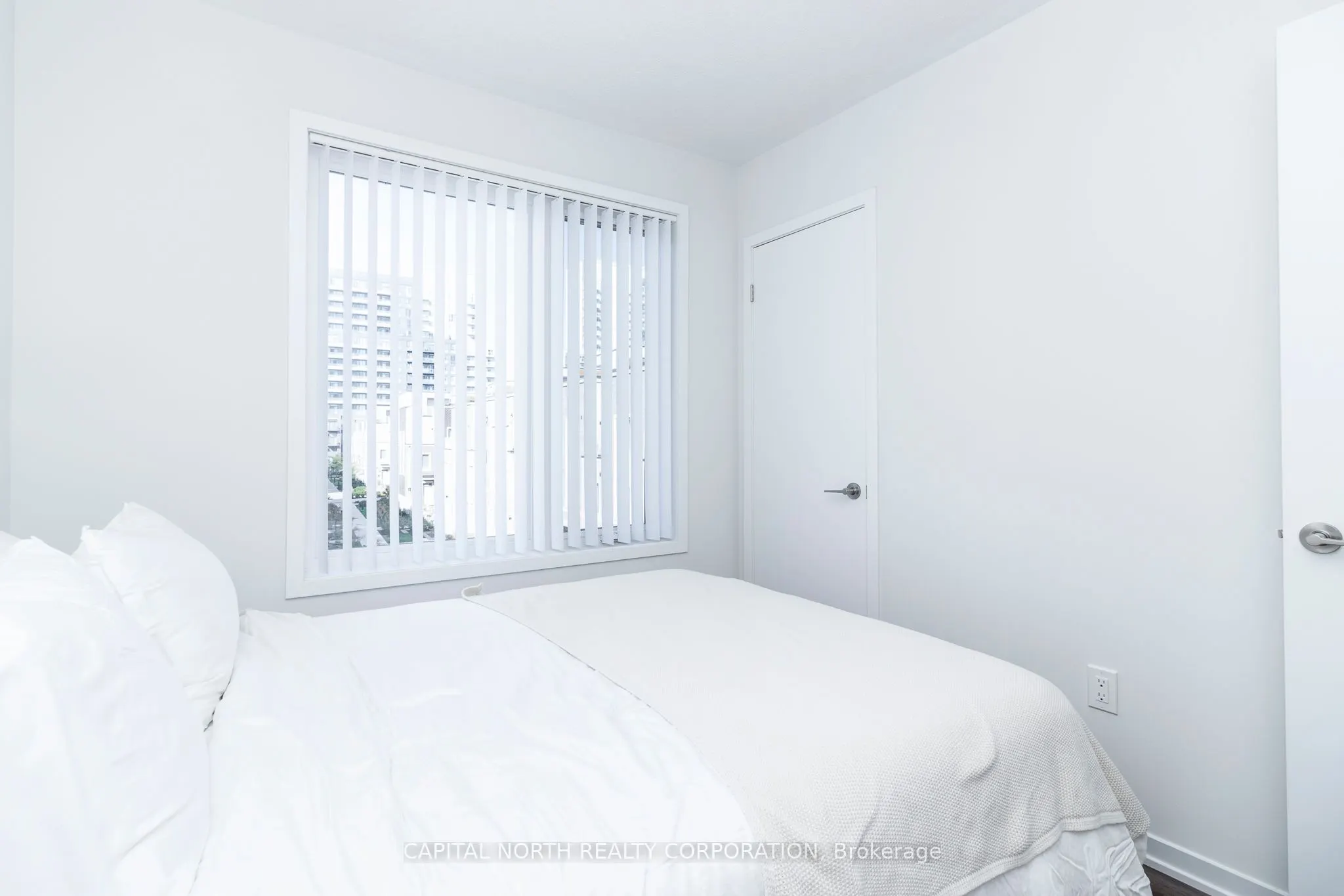 150 Honeycrisp Crescent, #TH266