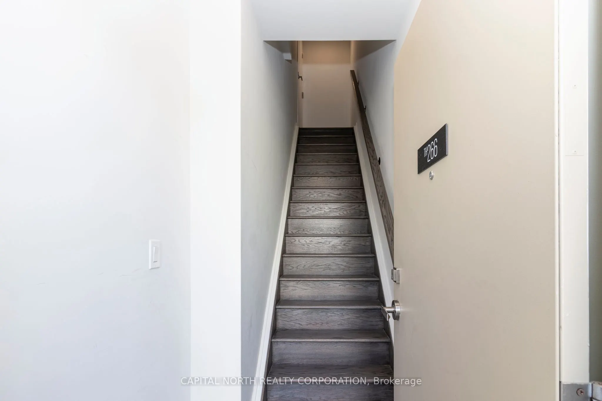 150 Honeycrisp Crescent, #TH266