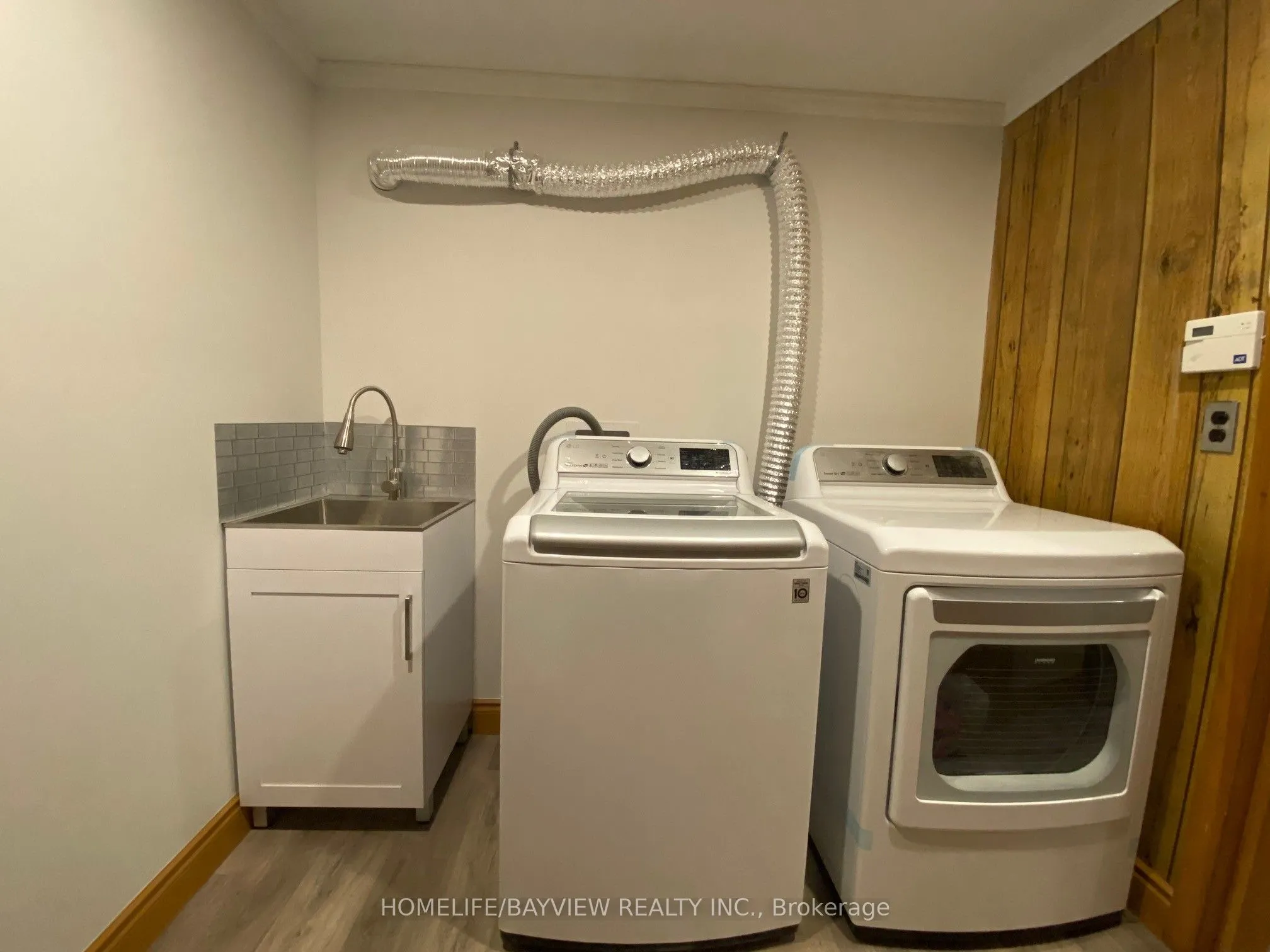 2 Westwood Lane, #Bsmt unit