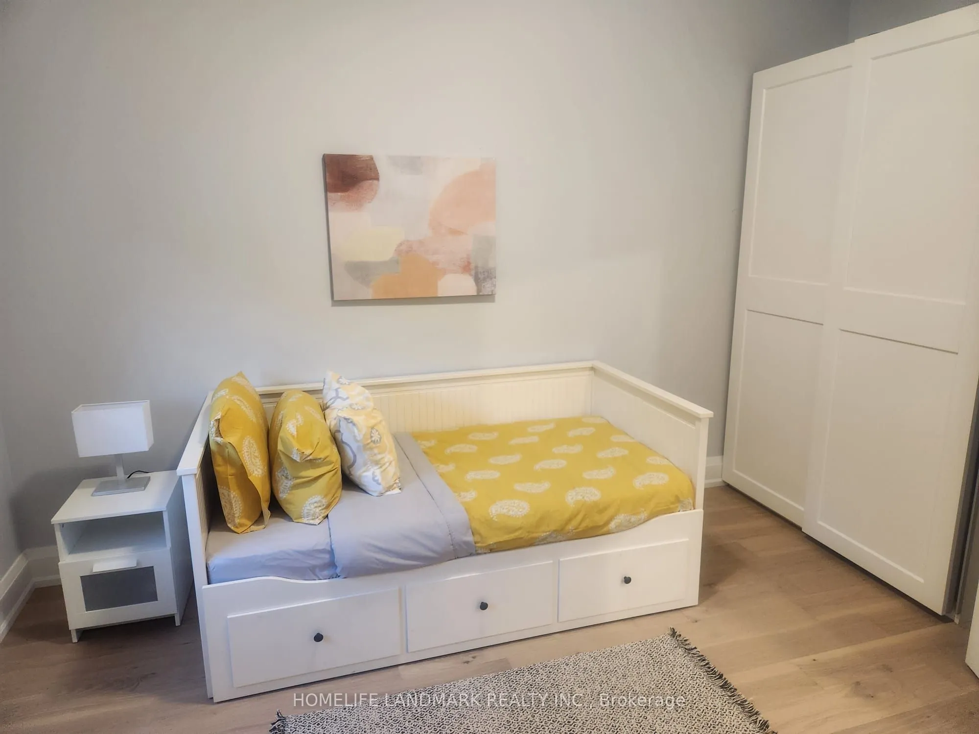 452 D'arcy Street S, #Main Unit