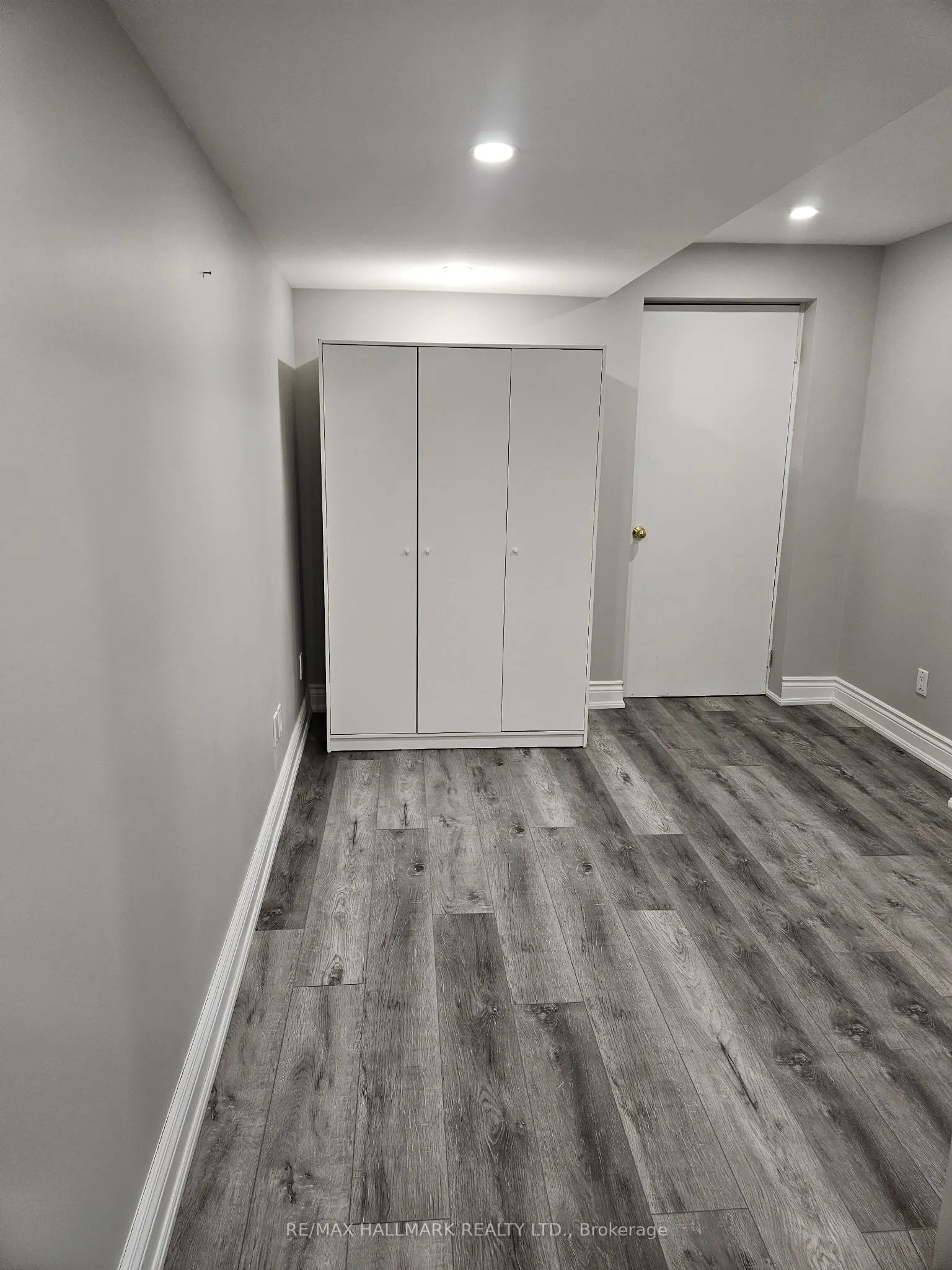 94 Marbella Road N, #Basement