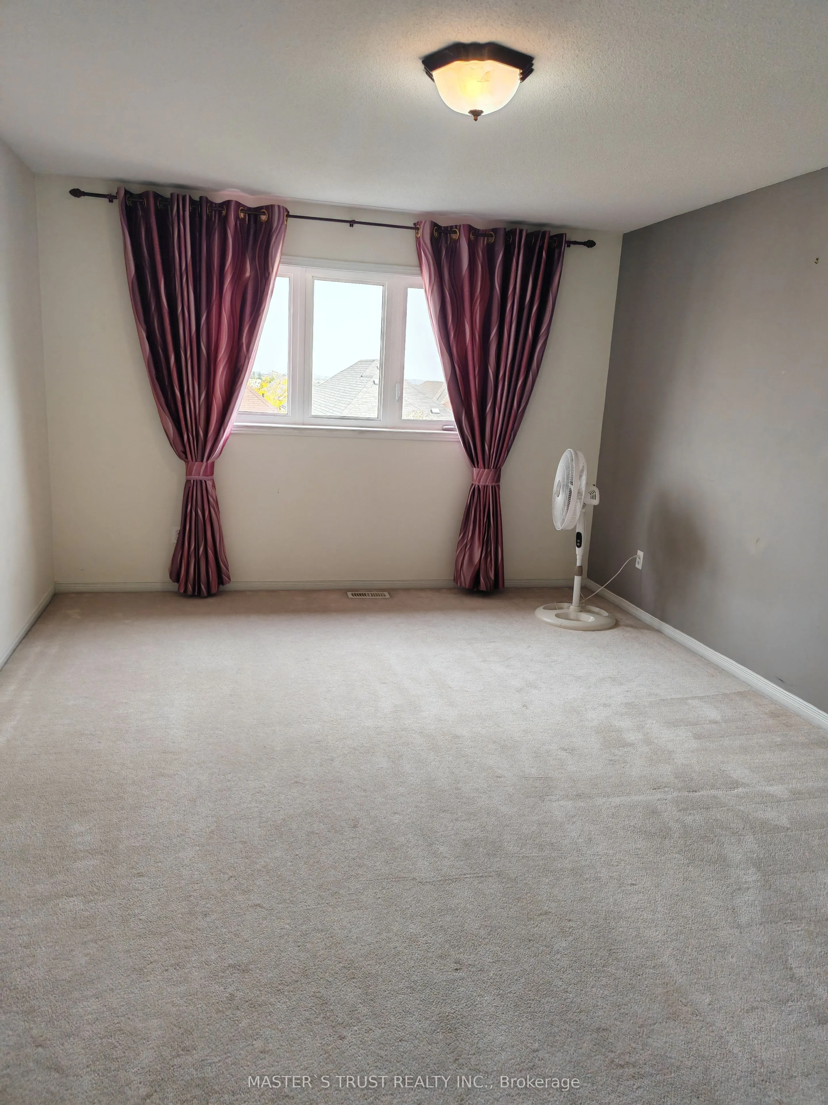 15 Big Hill Crescent