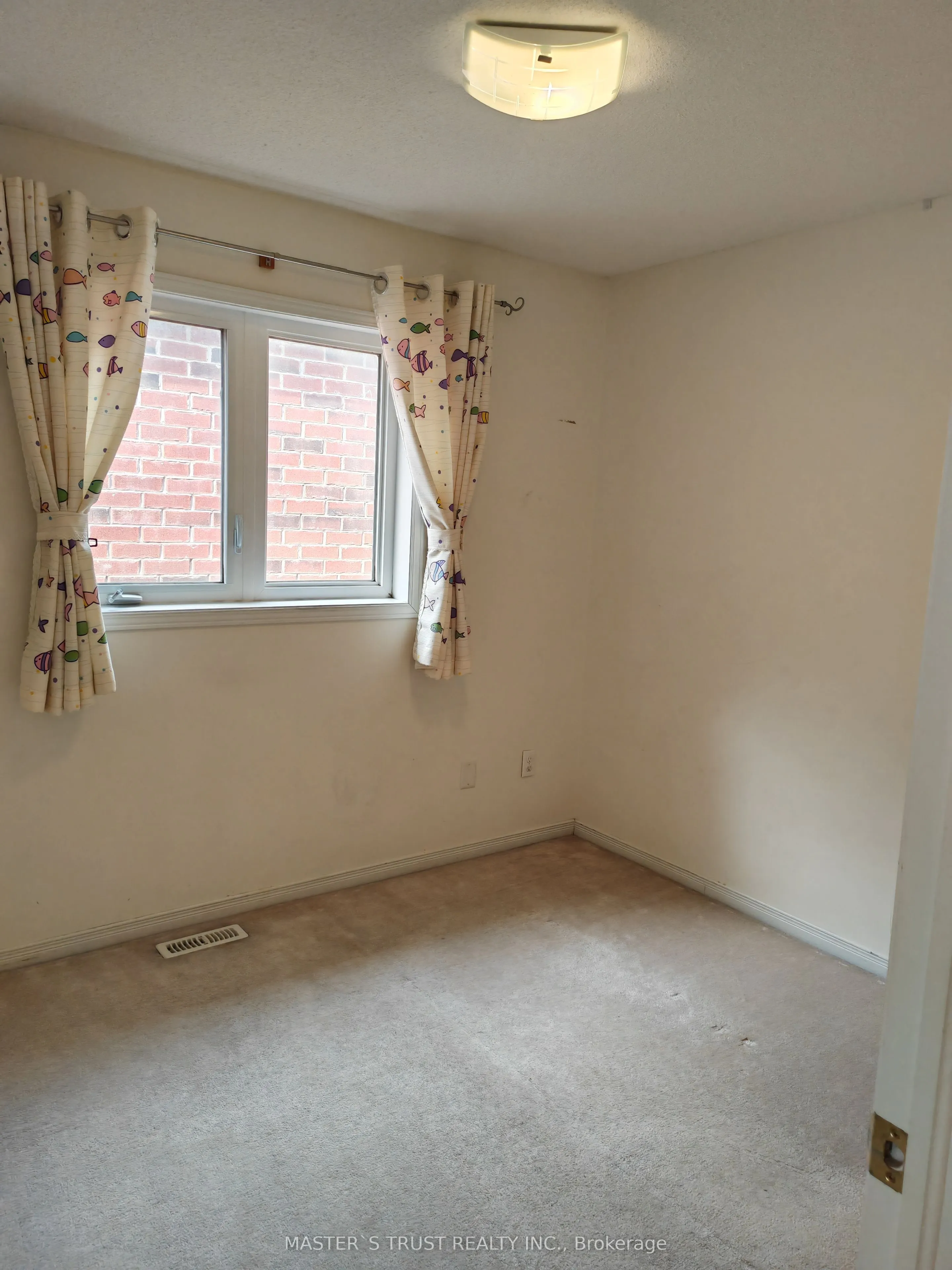 15 Big Hill Crescent