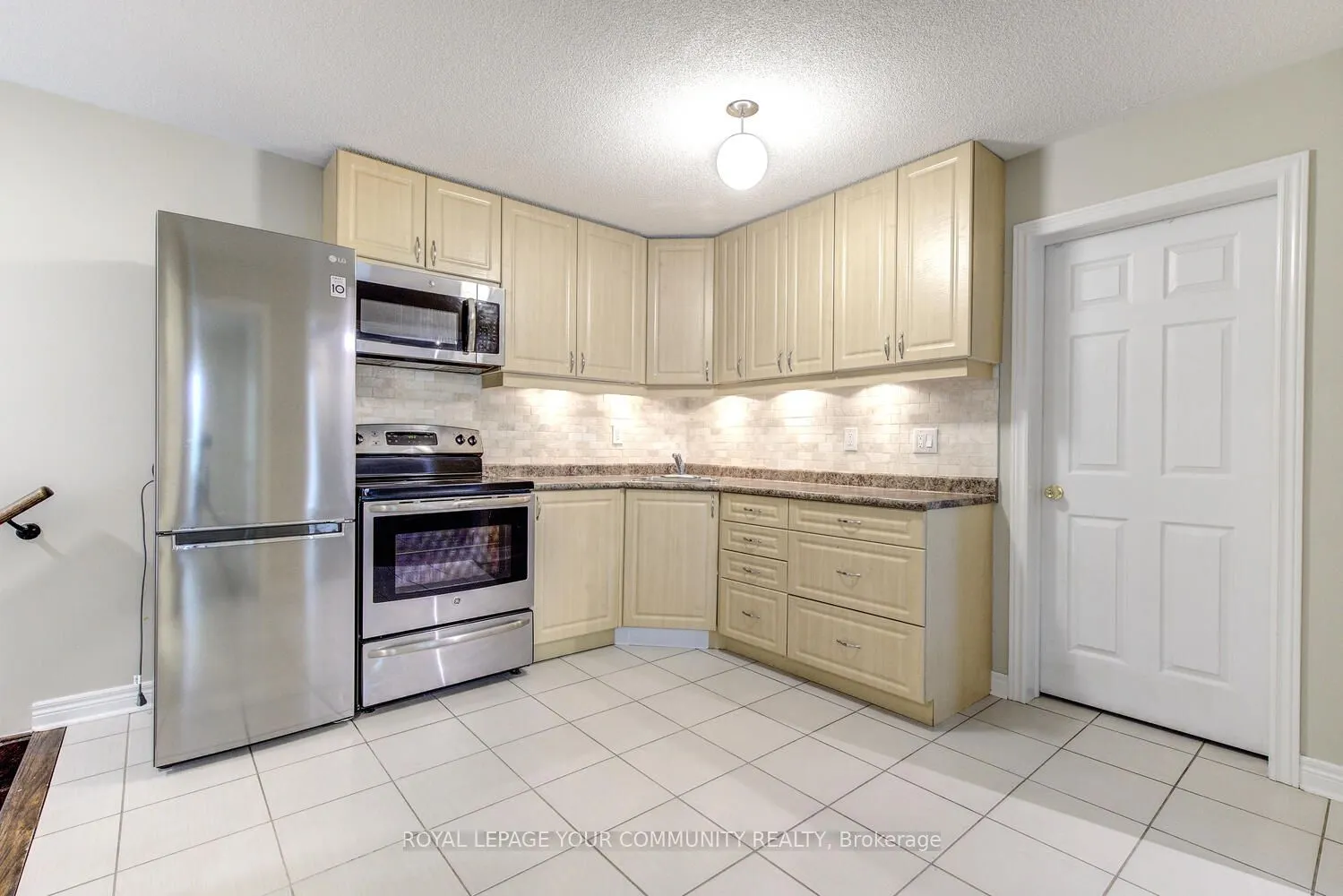 310 Golden Forest Road, #Ground Flr / W/O Basement