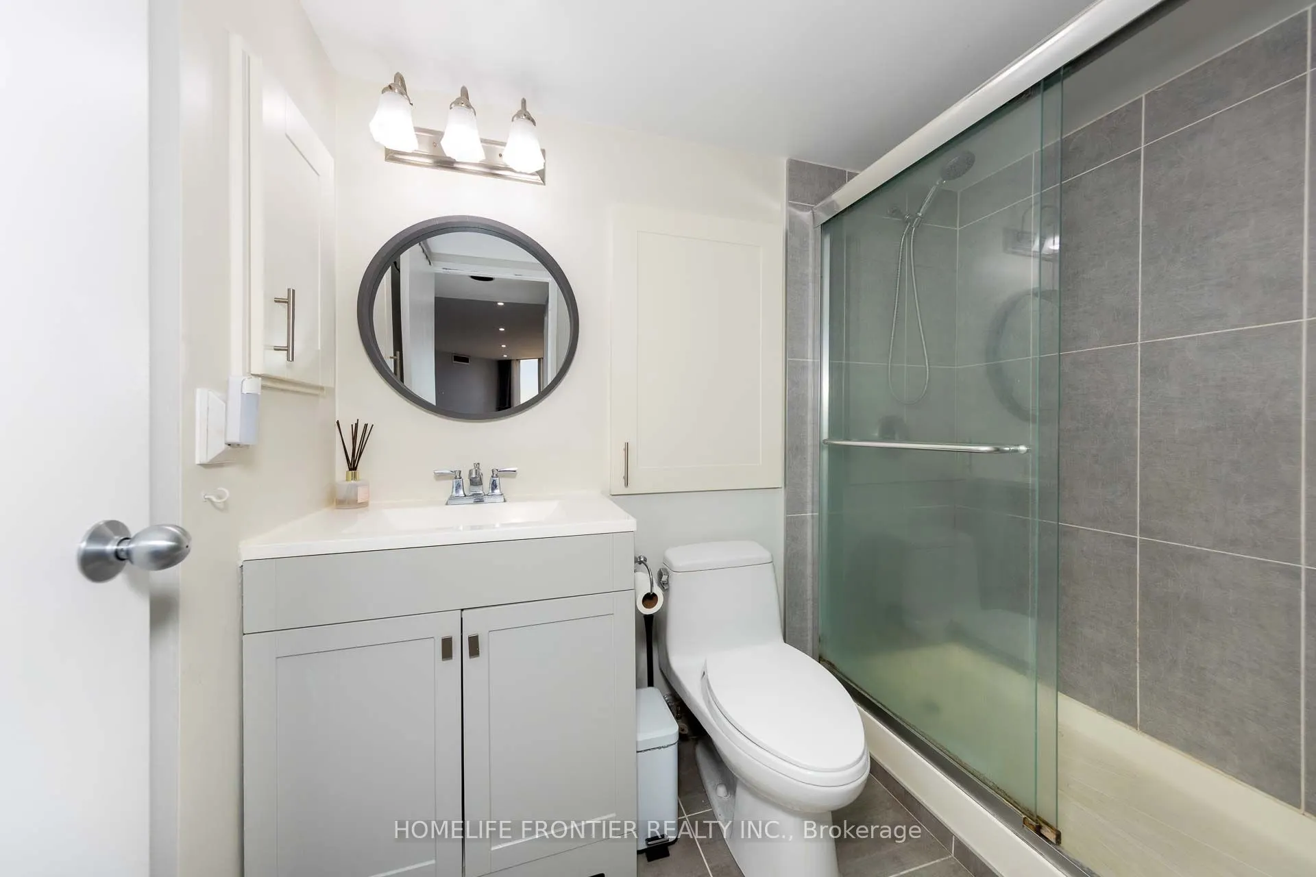 20 Baif Boulevard, #704