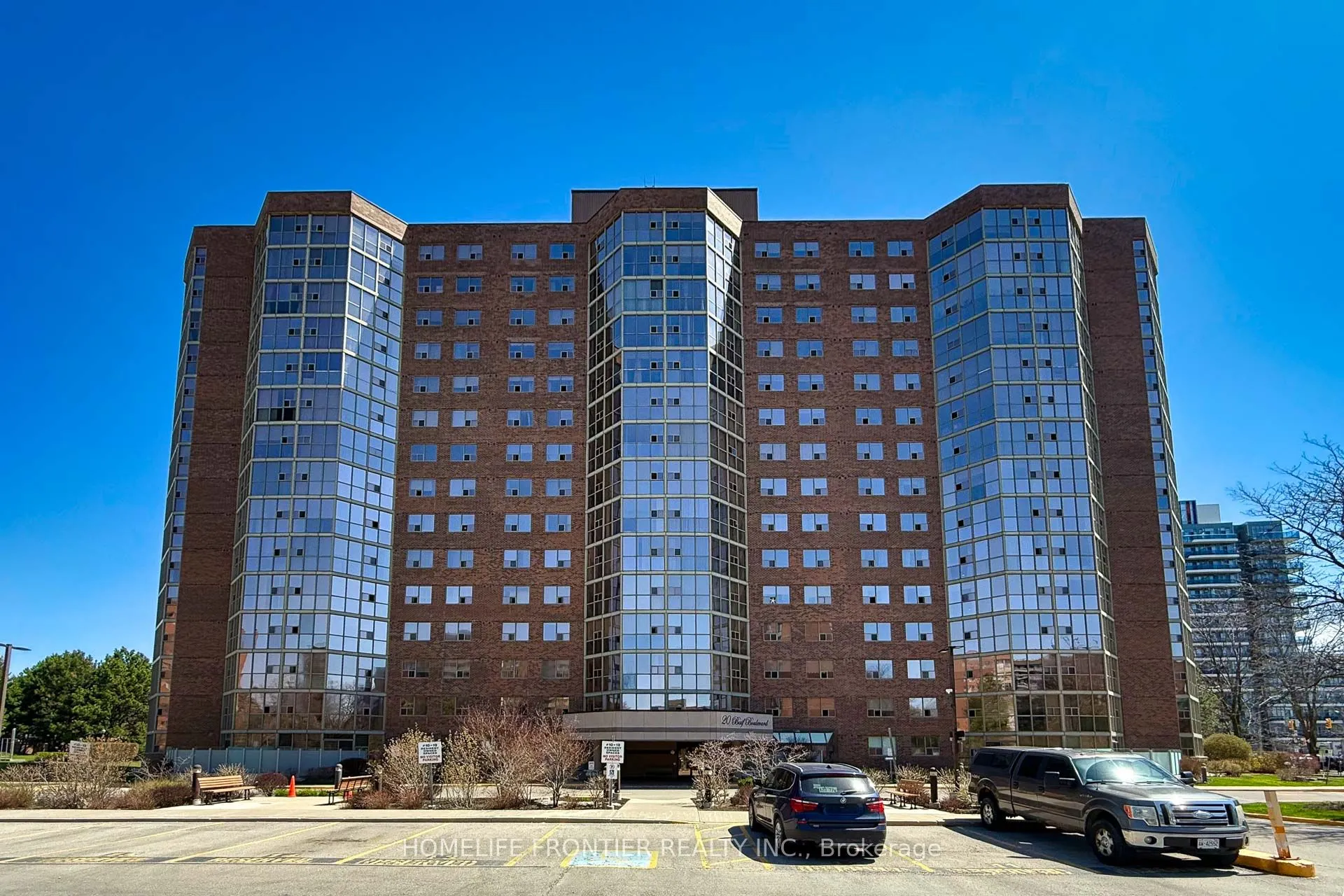 20 Baif Boulevard, #704