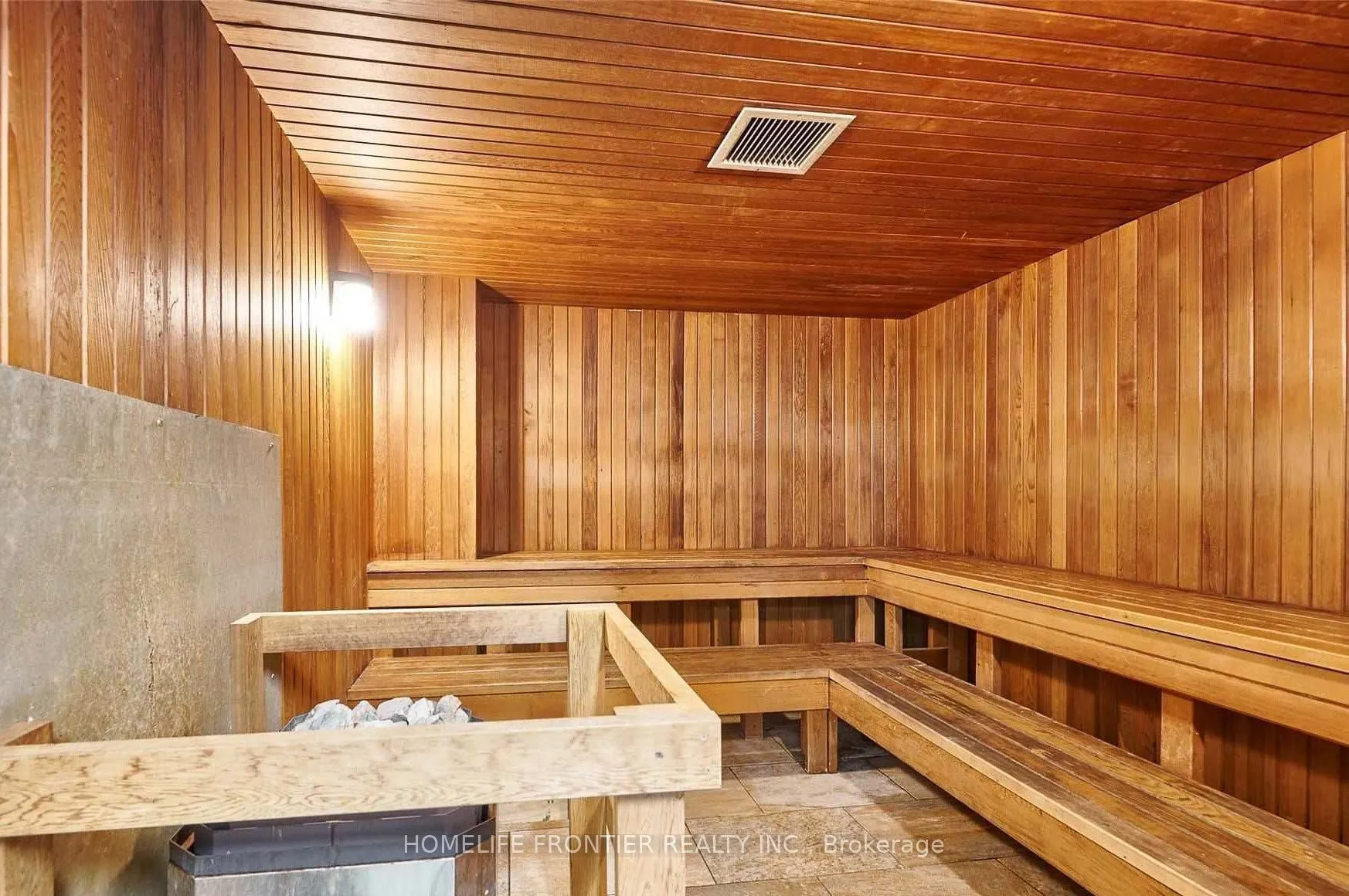 20 Baif Boulevard, #704