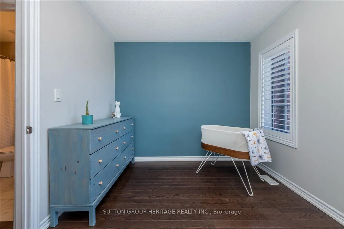 1491 Farrow Crescent