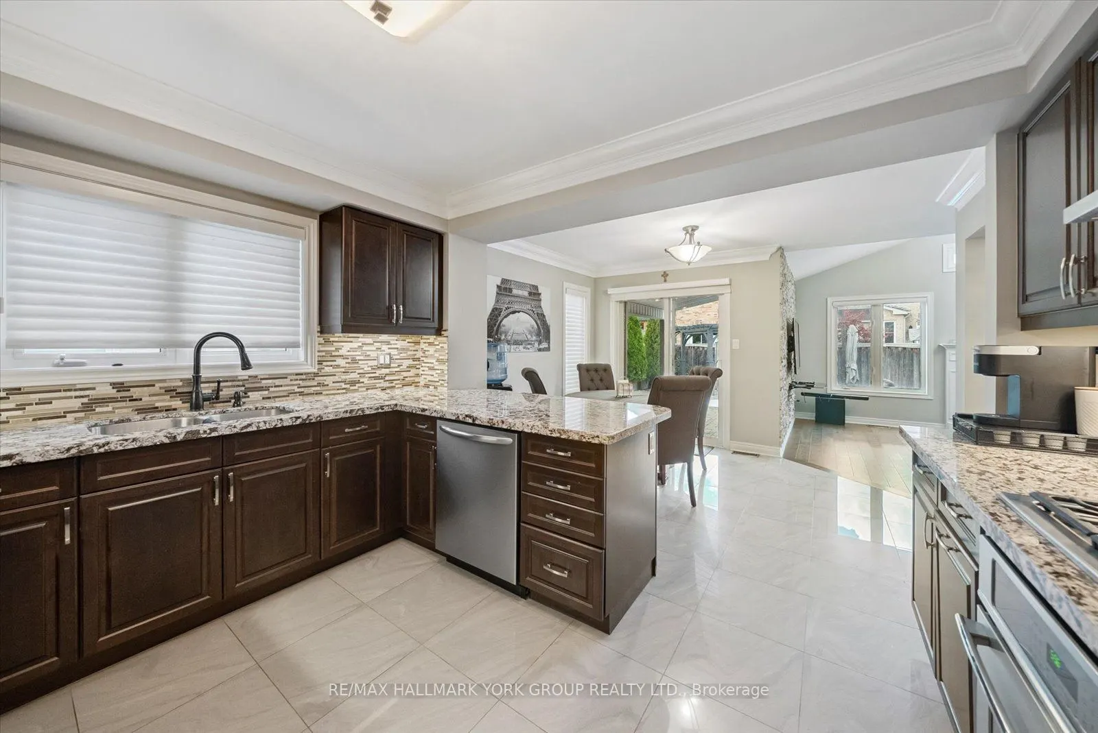 254 Meadowhawk Trail