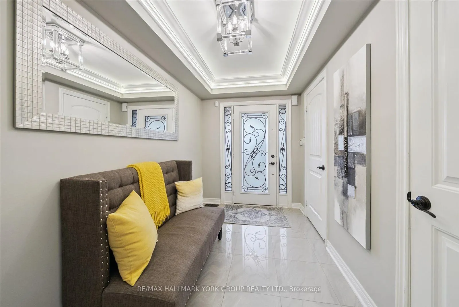 254 Meadowhawk Trail