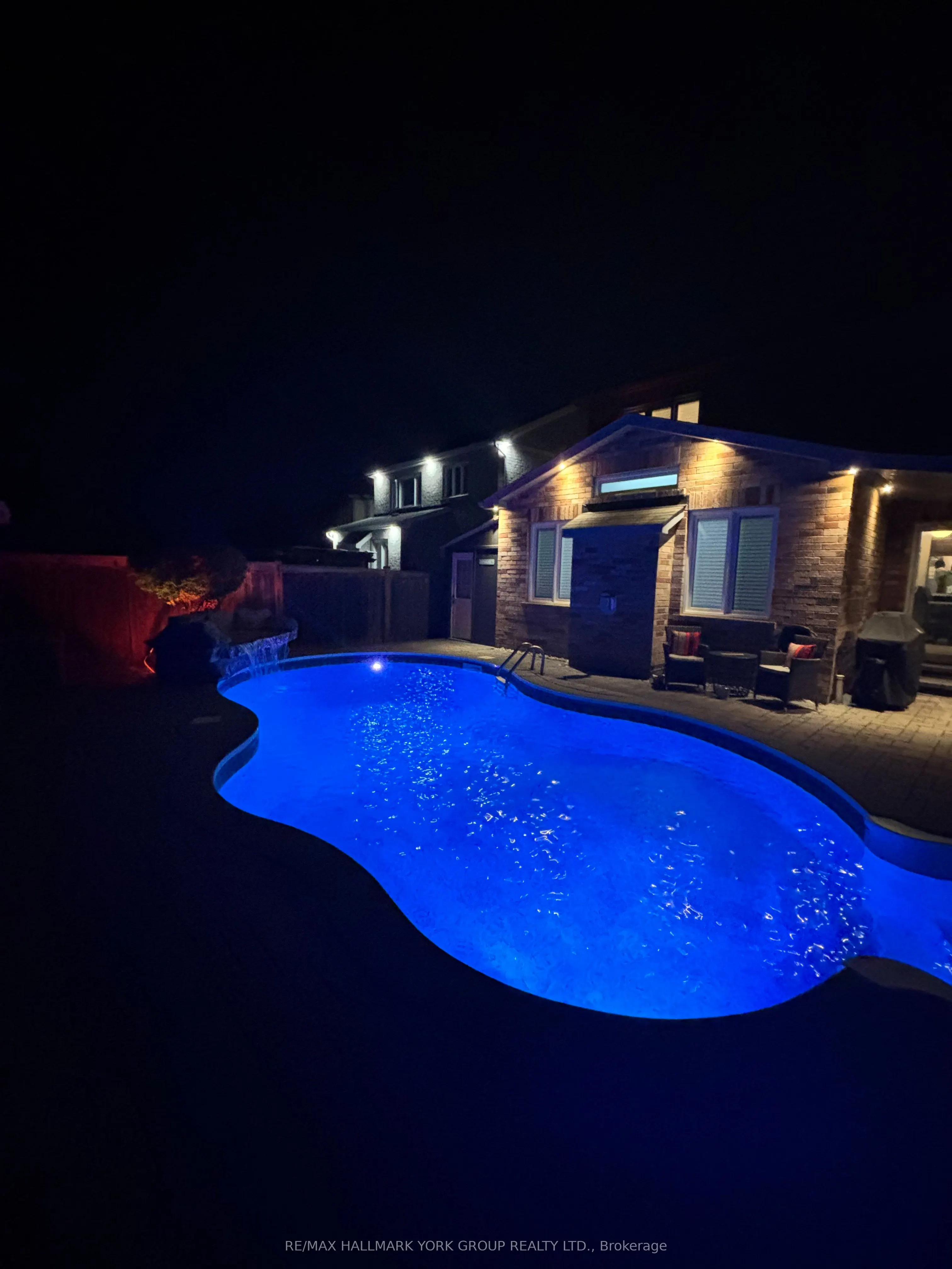 254 Meadowhawk Trail