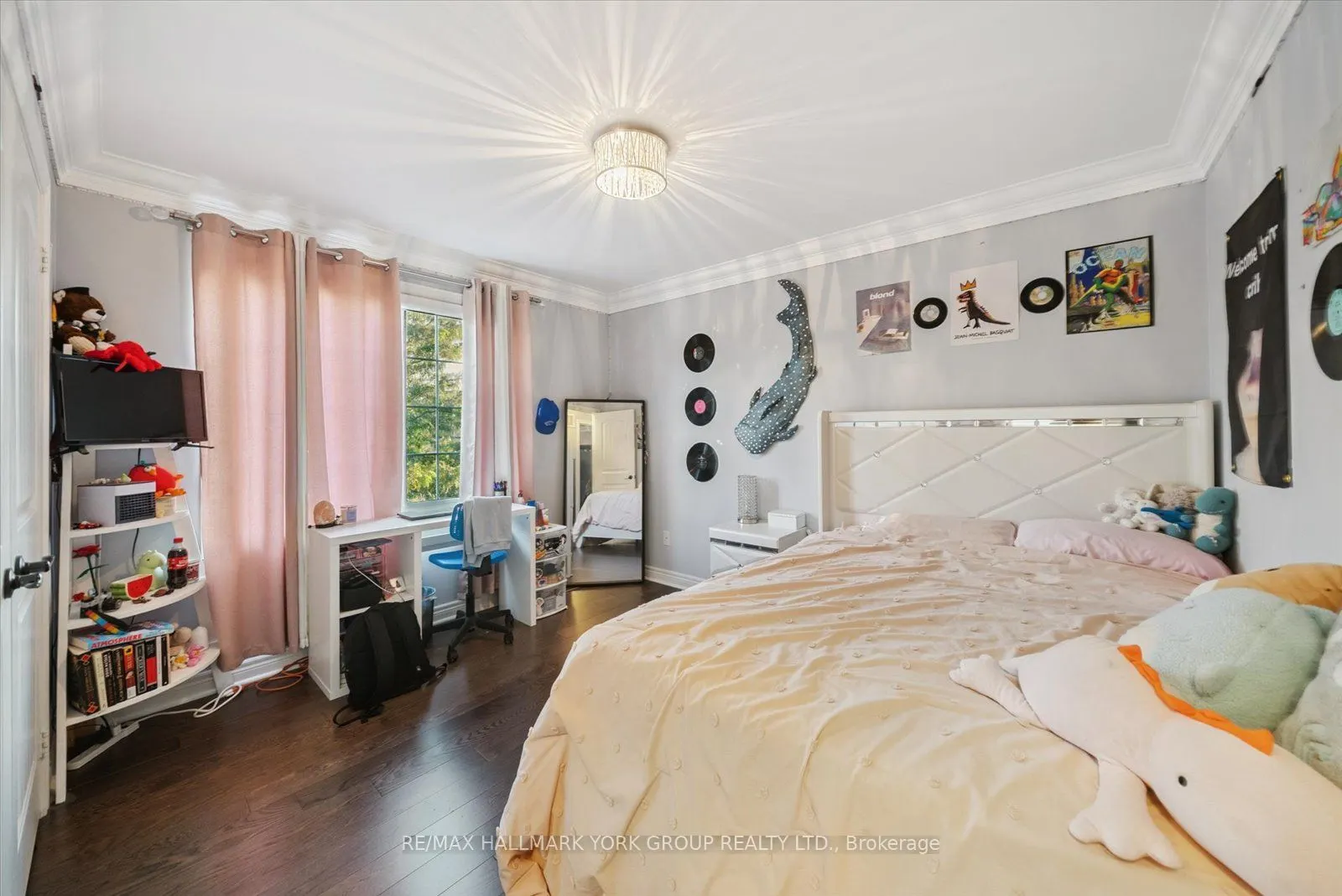 254 Meadowhawk Trail