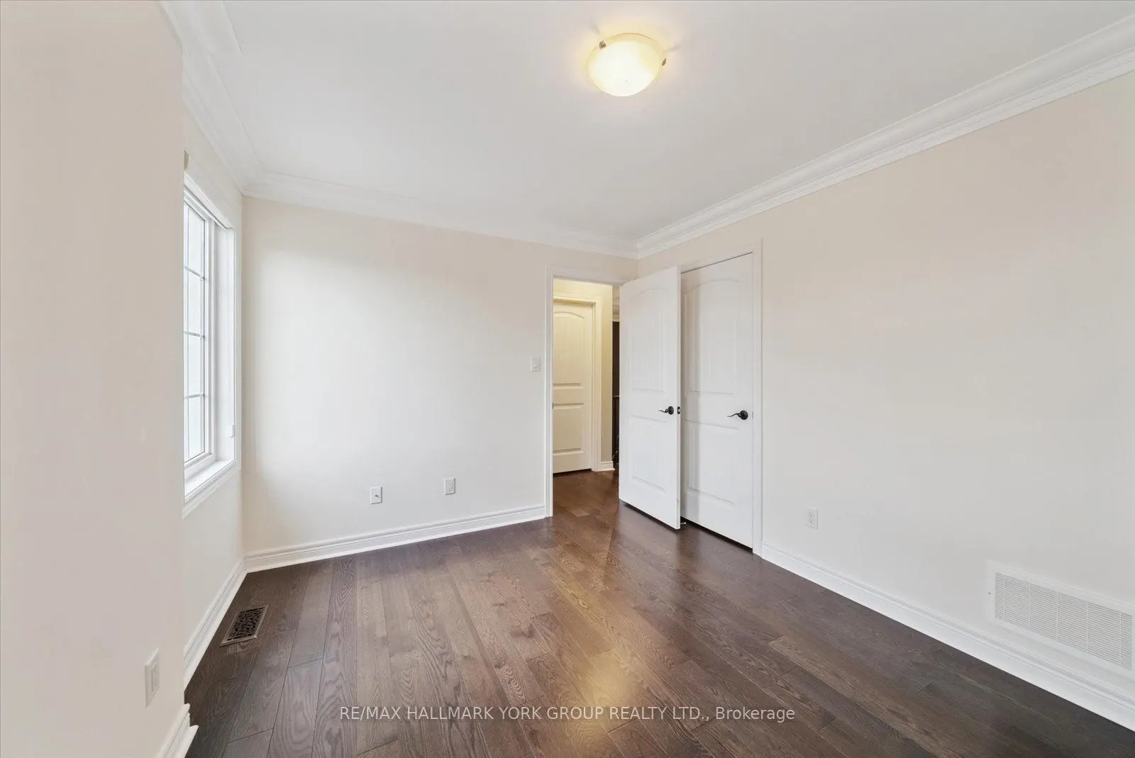 254 Meadowhawk Trail