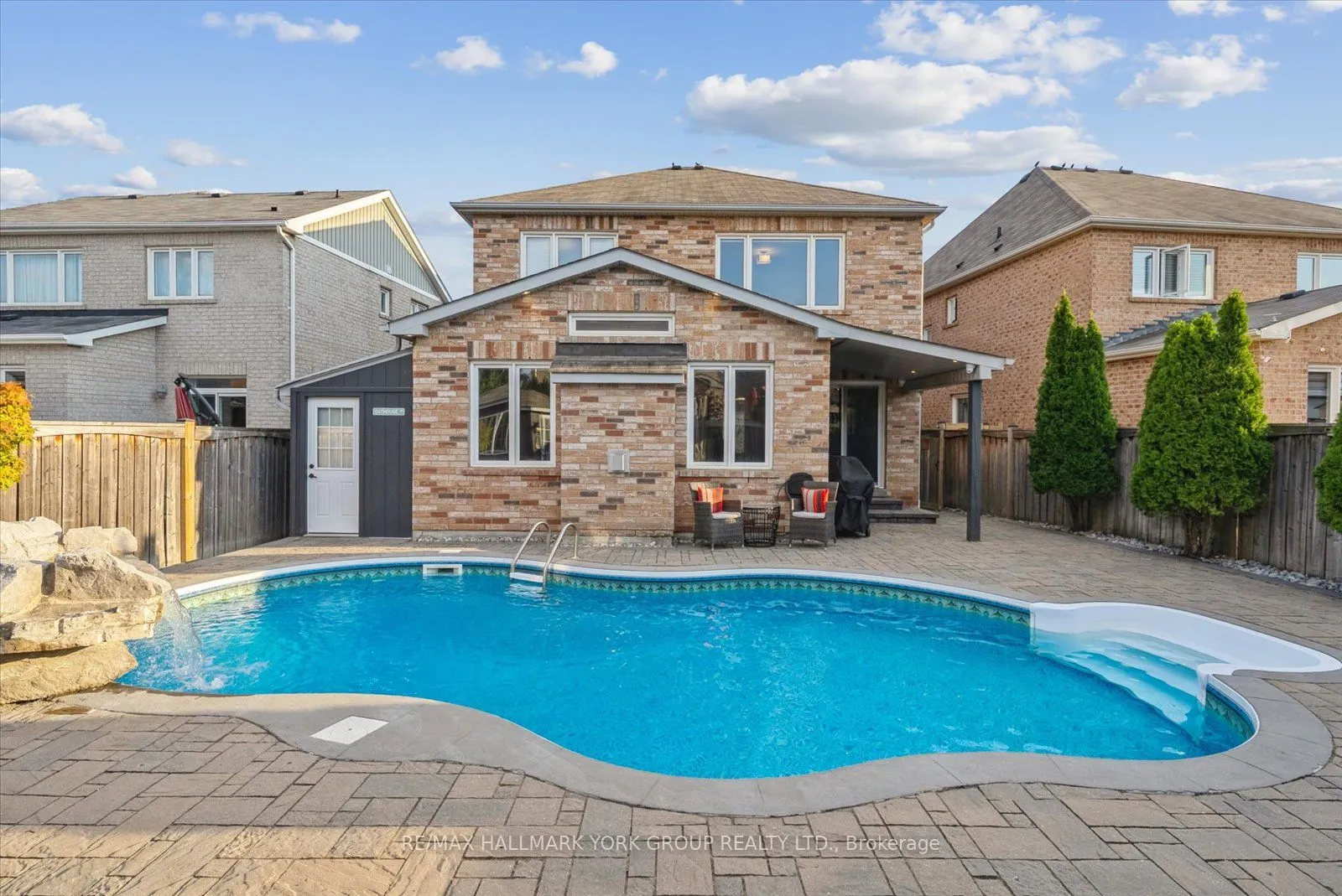 254 Meadowhawk Trail