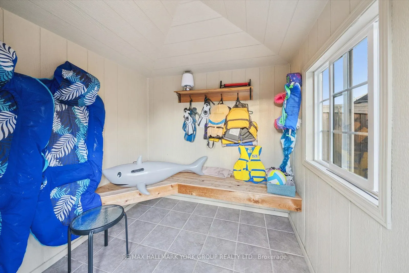 254 Meadowhawk Trail