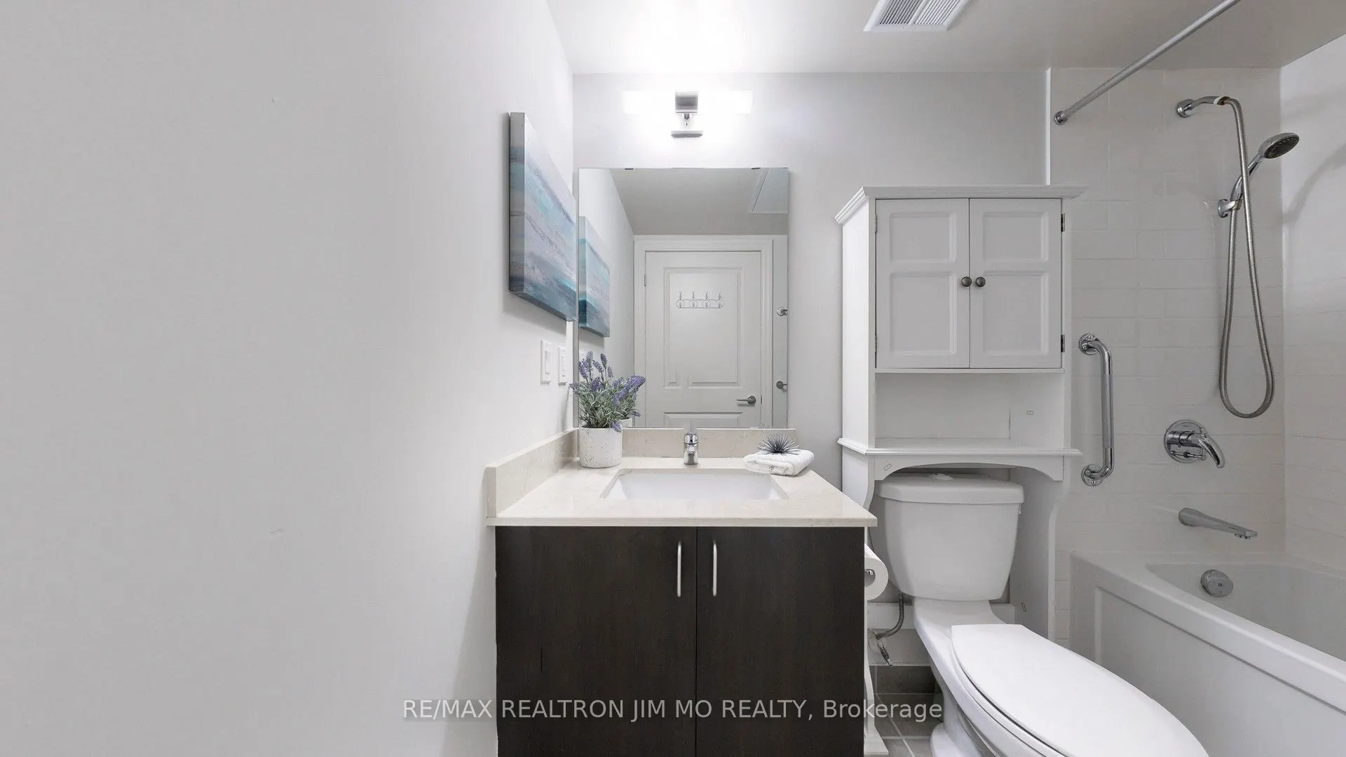 8110 Birchmount Road, #416