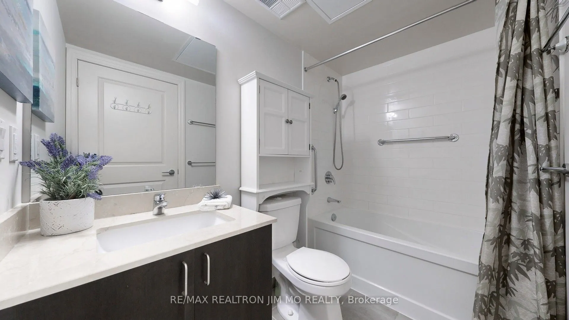 8110 Birchmount Road, #416