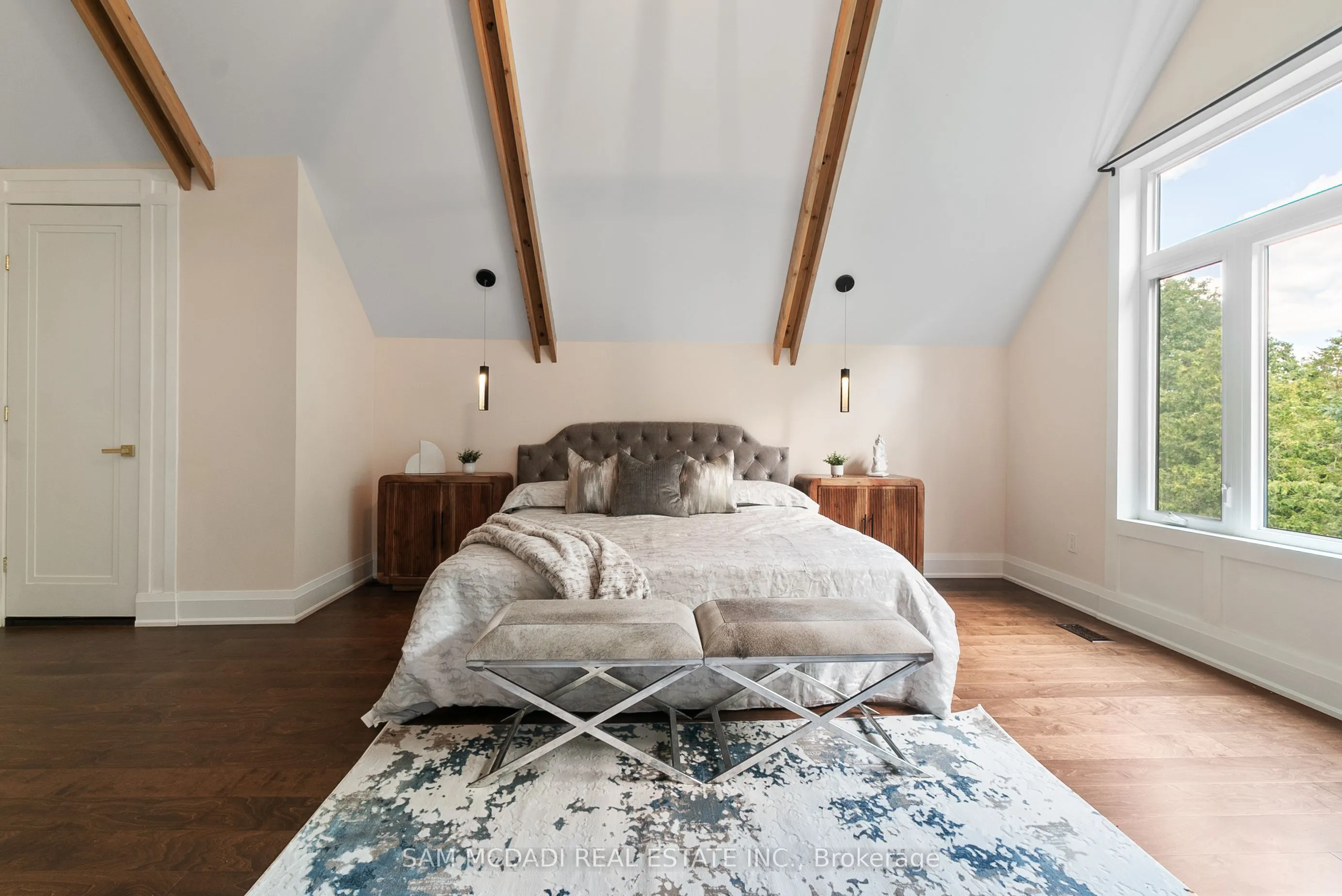 15 Glenview Heights Lane