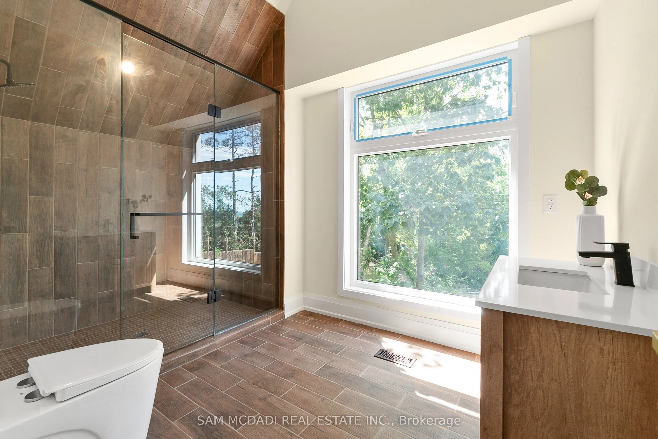 15 Glenview Heights Lane