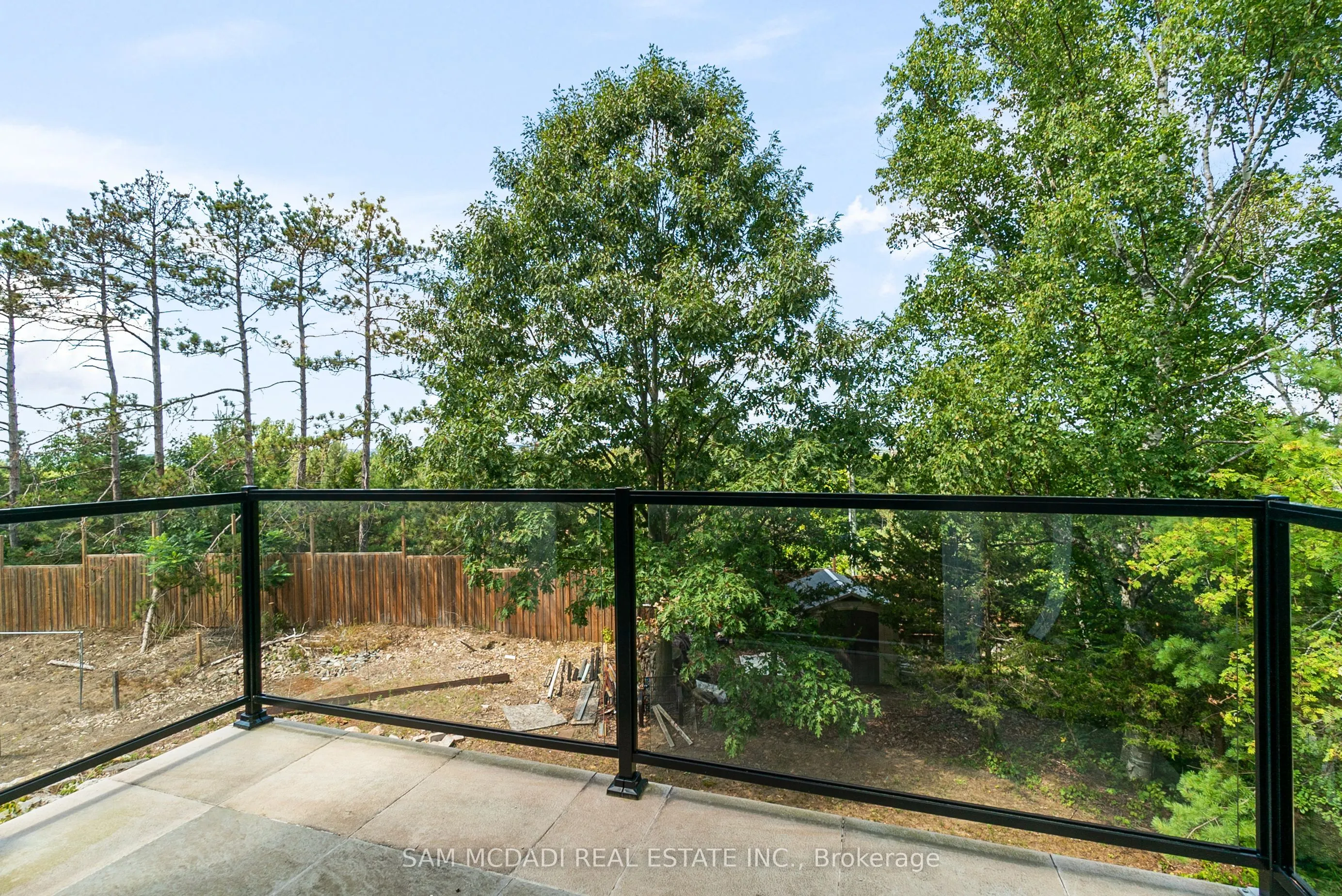 15 Glenview Heights Lane