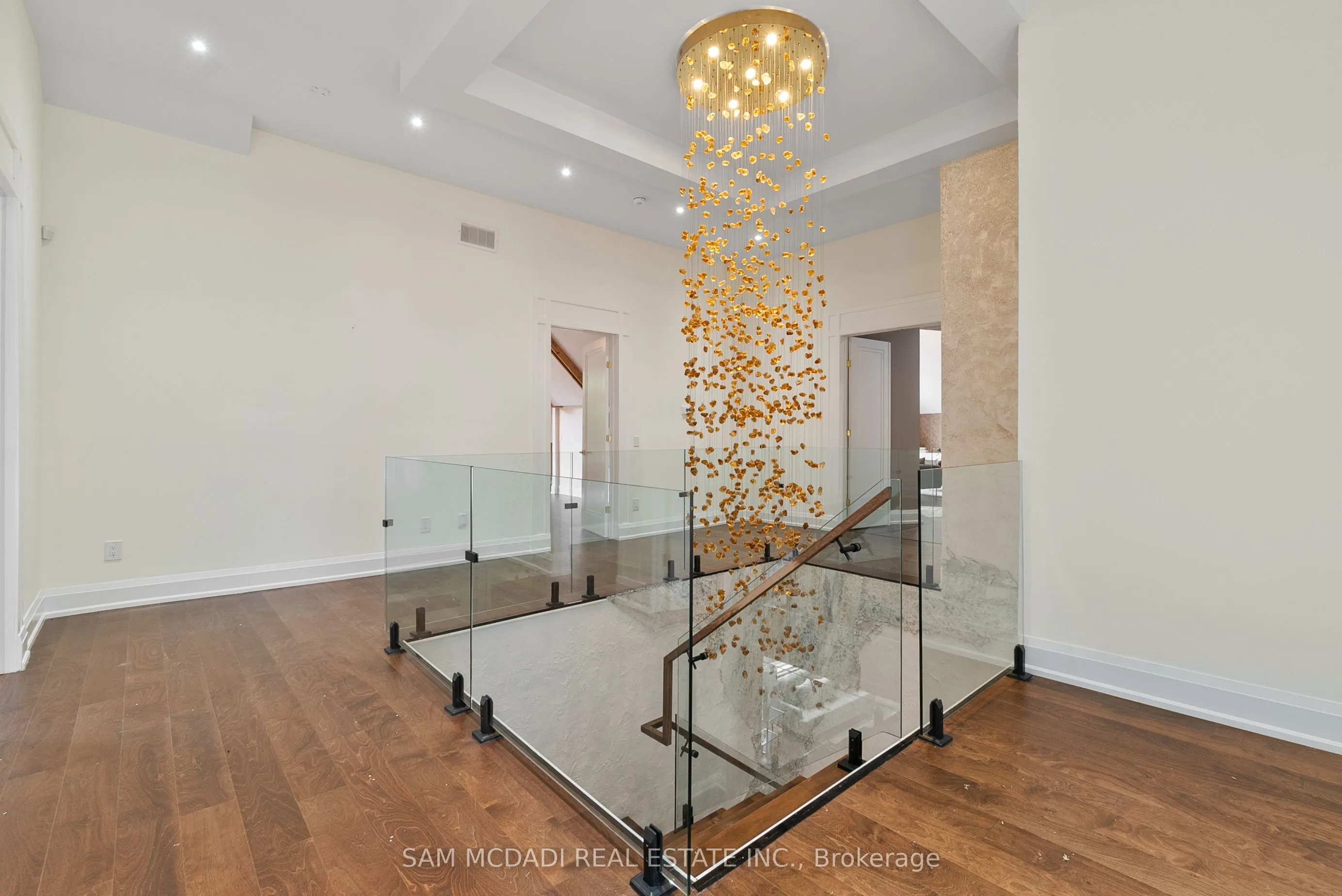 15 Glenview Heights Lane