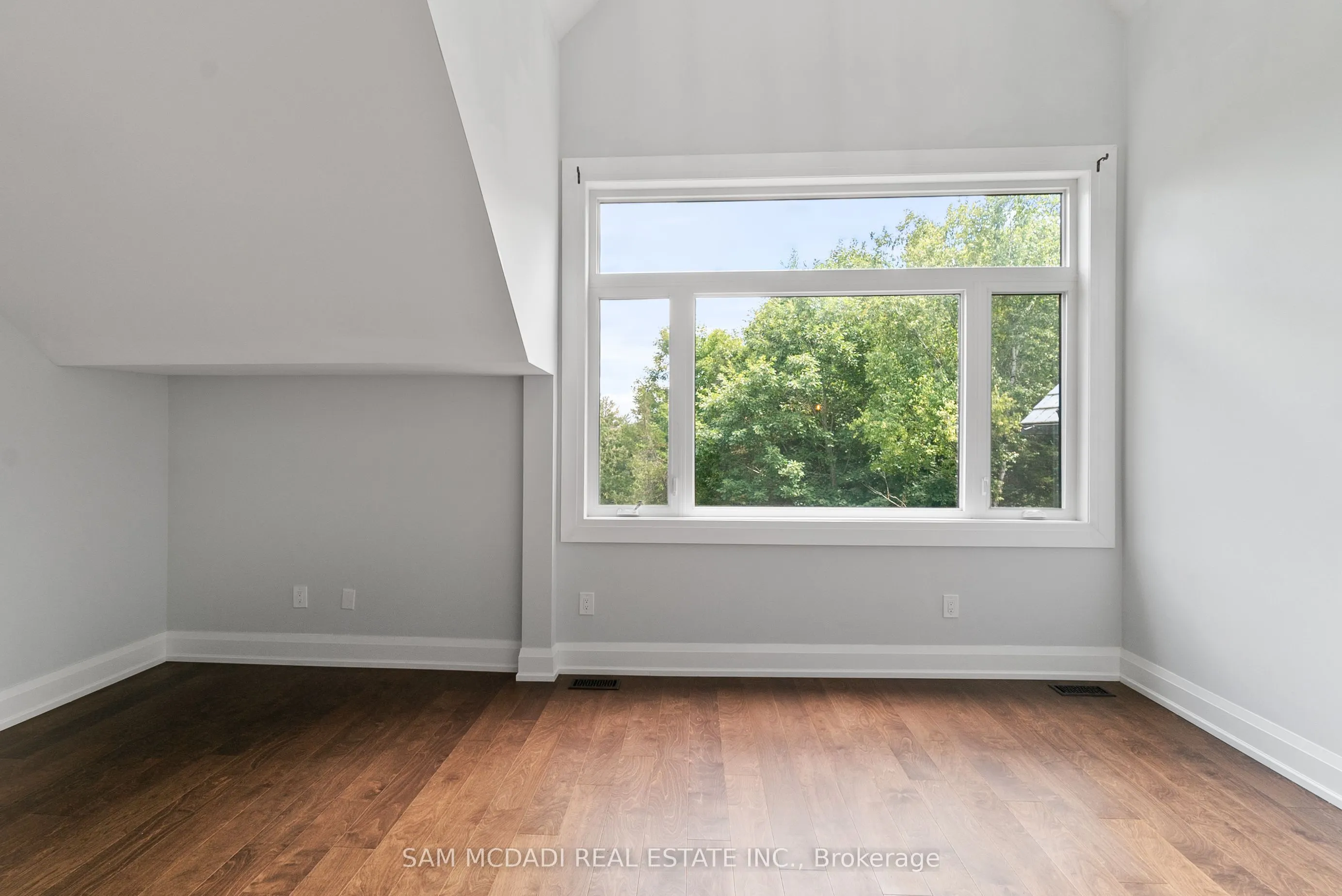 15 Glenview Heights Lane