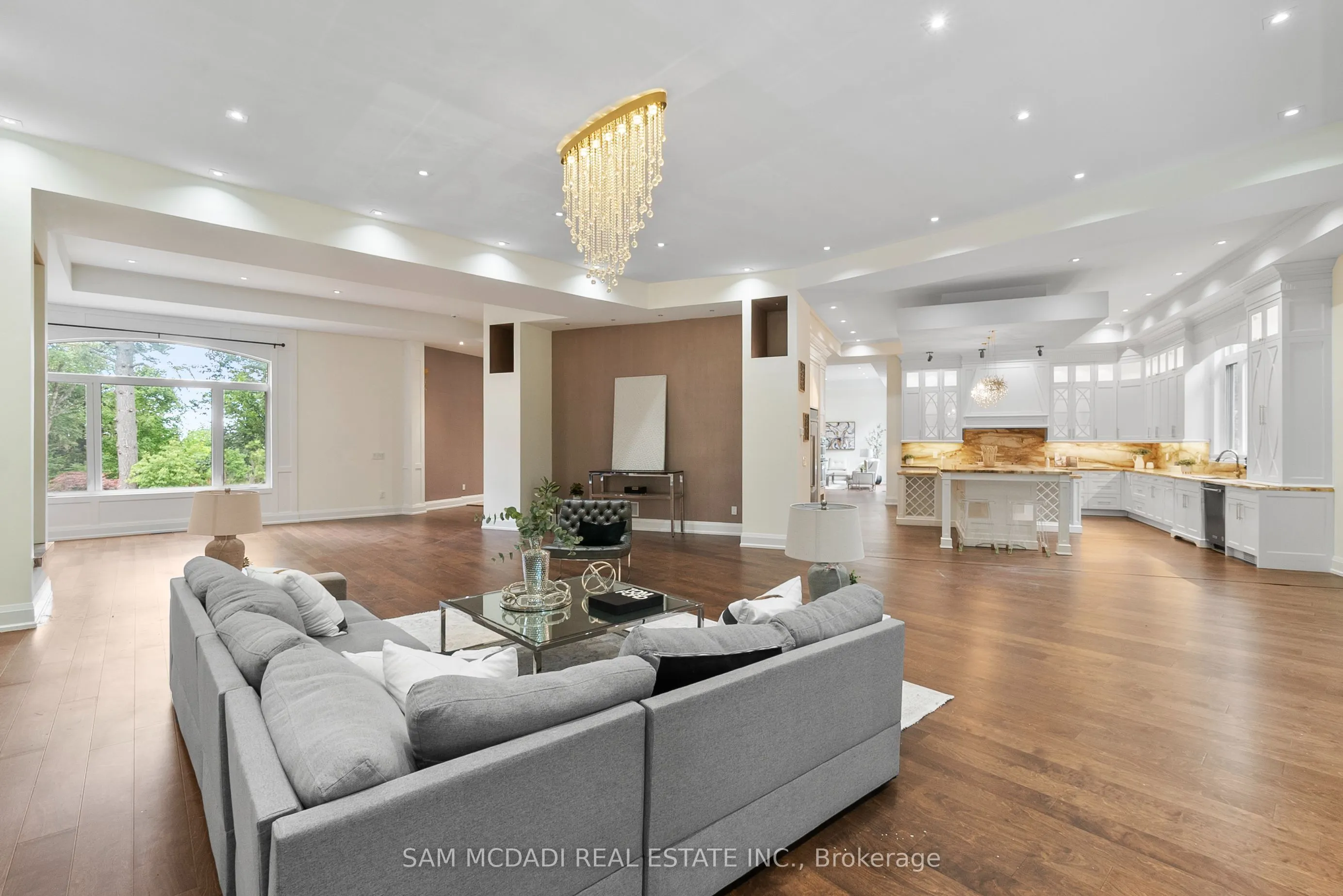 15 Glenview Heights Lane