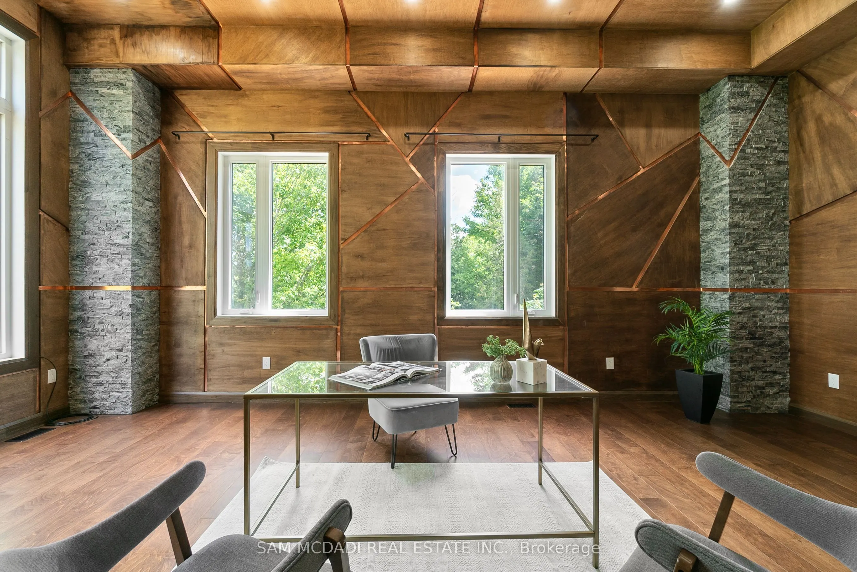 15 Glenview Heights Lane