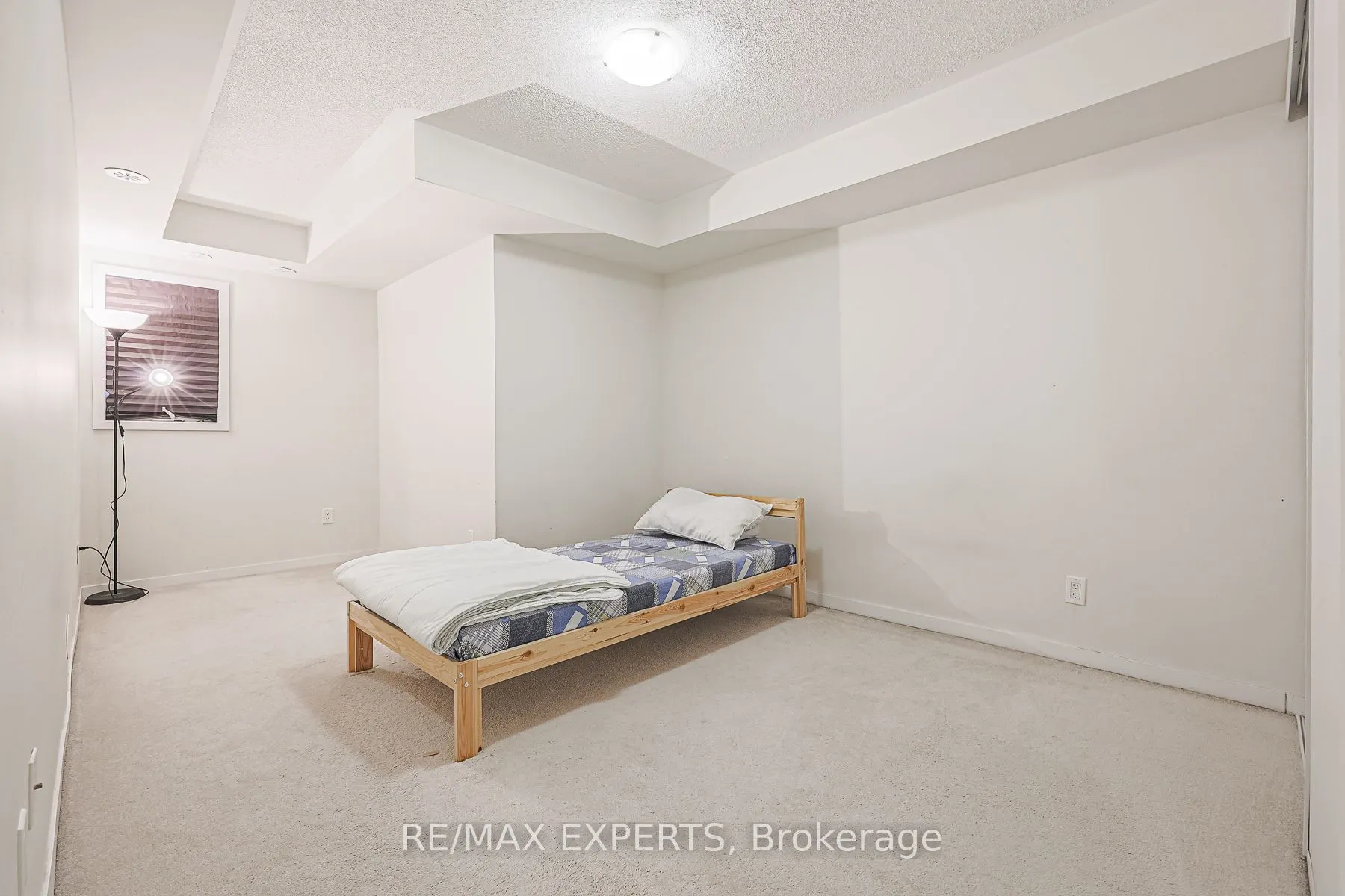 26 Bruce Street W, #B11