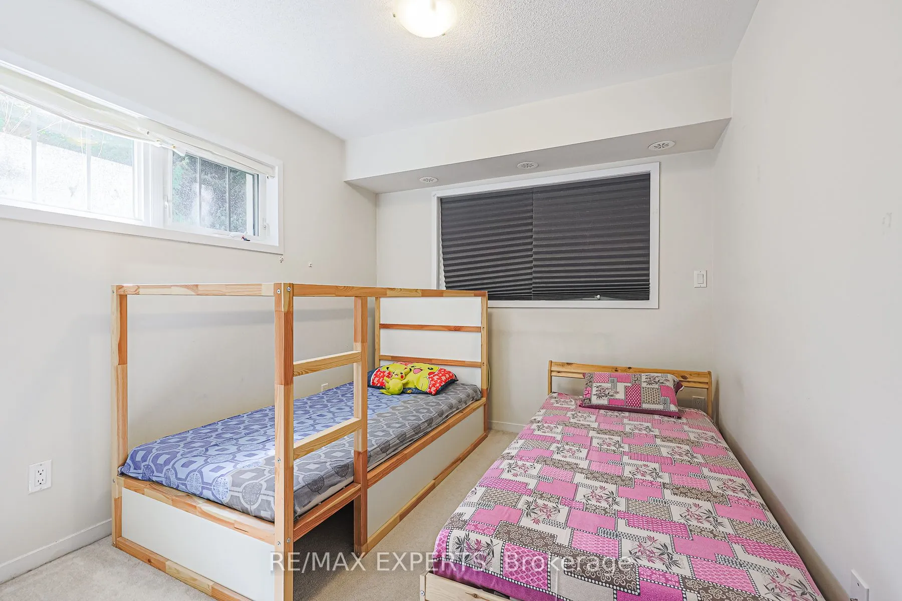 26 Bruce Street W, #B11