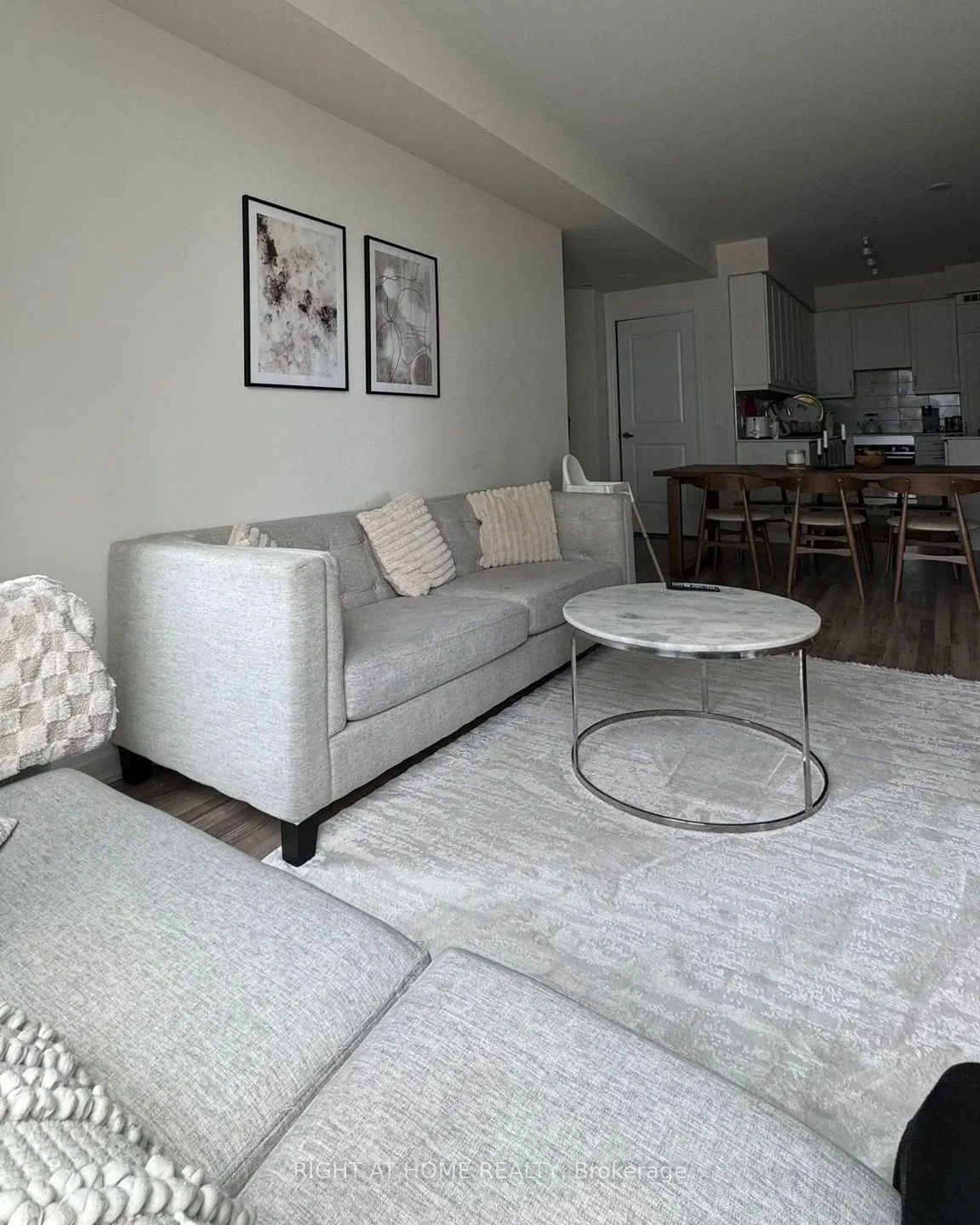 9075 Jane Street, #212