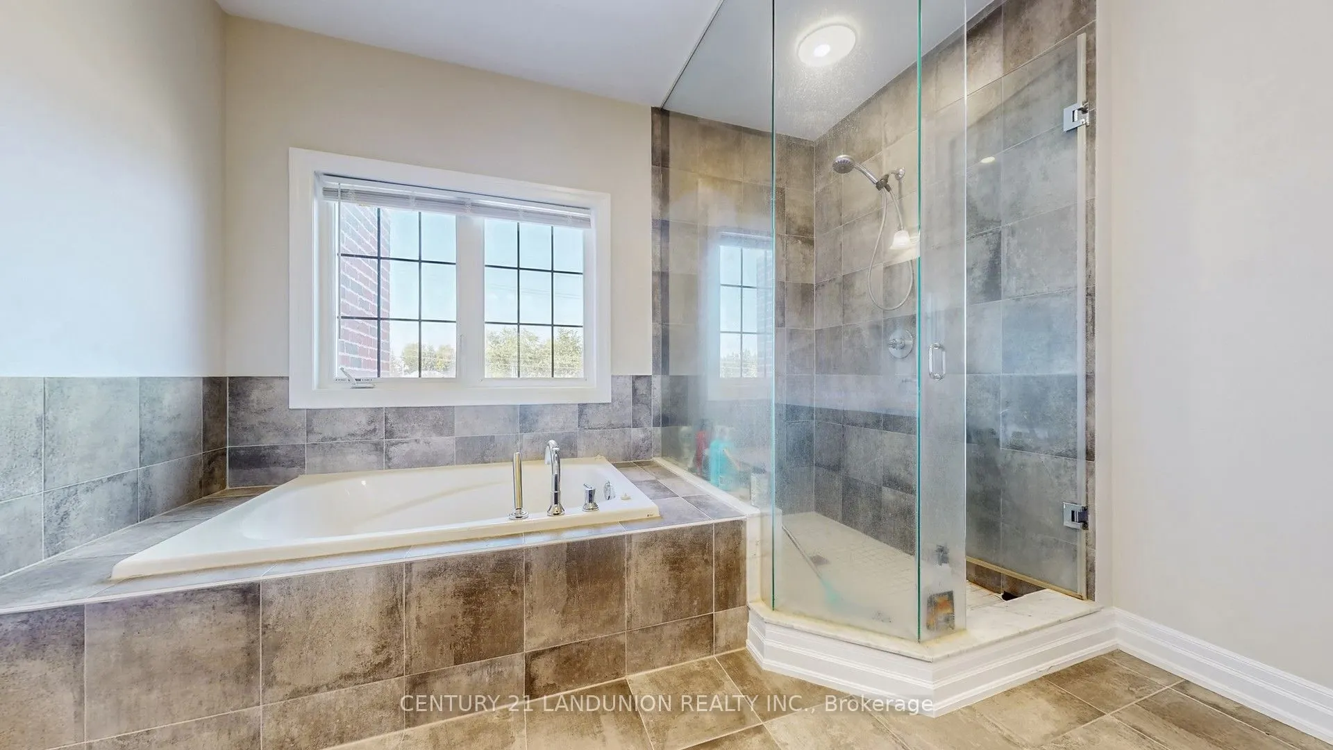 234 Touch Gold Crescent