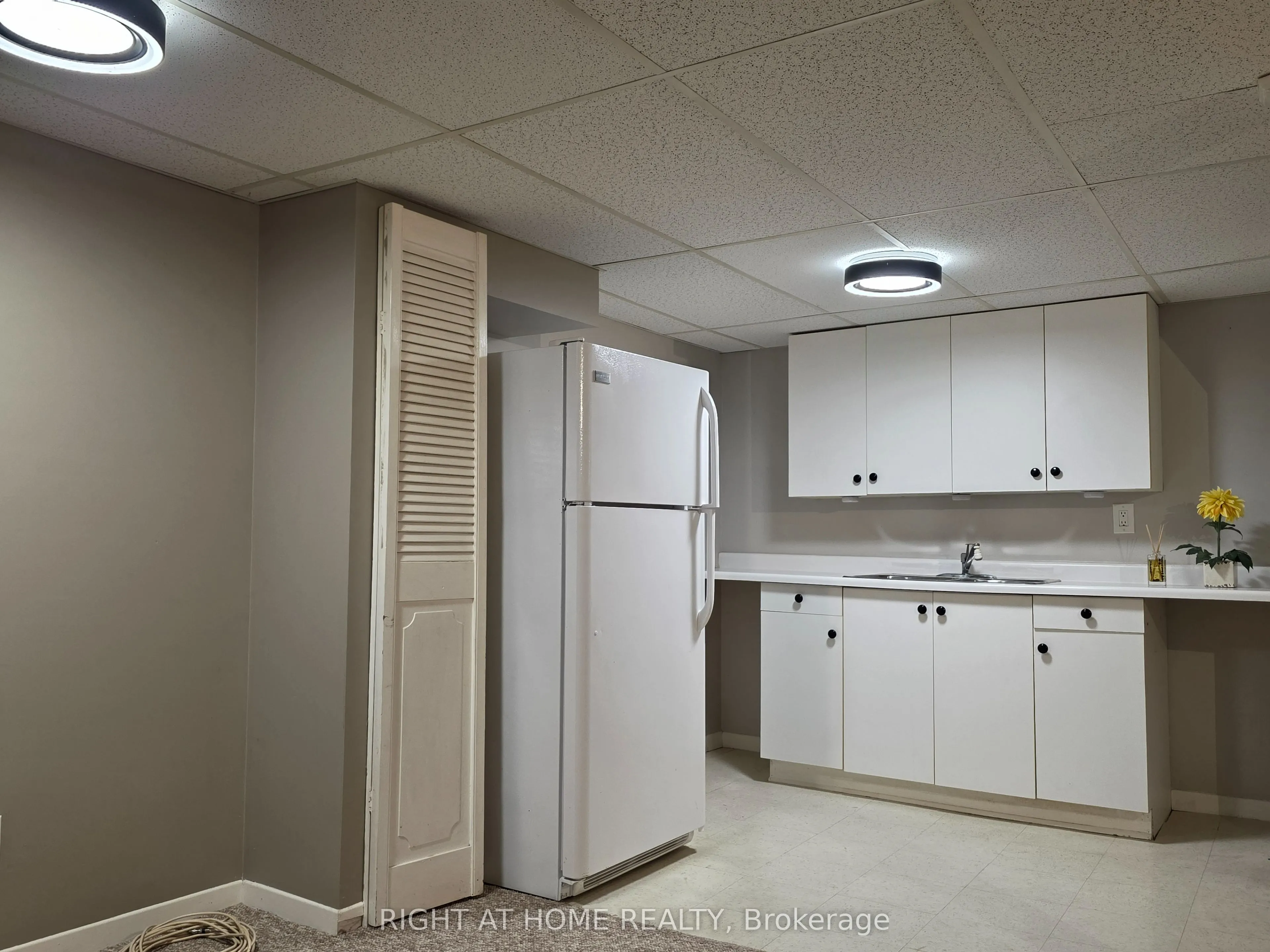 16 Portland Crescent