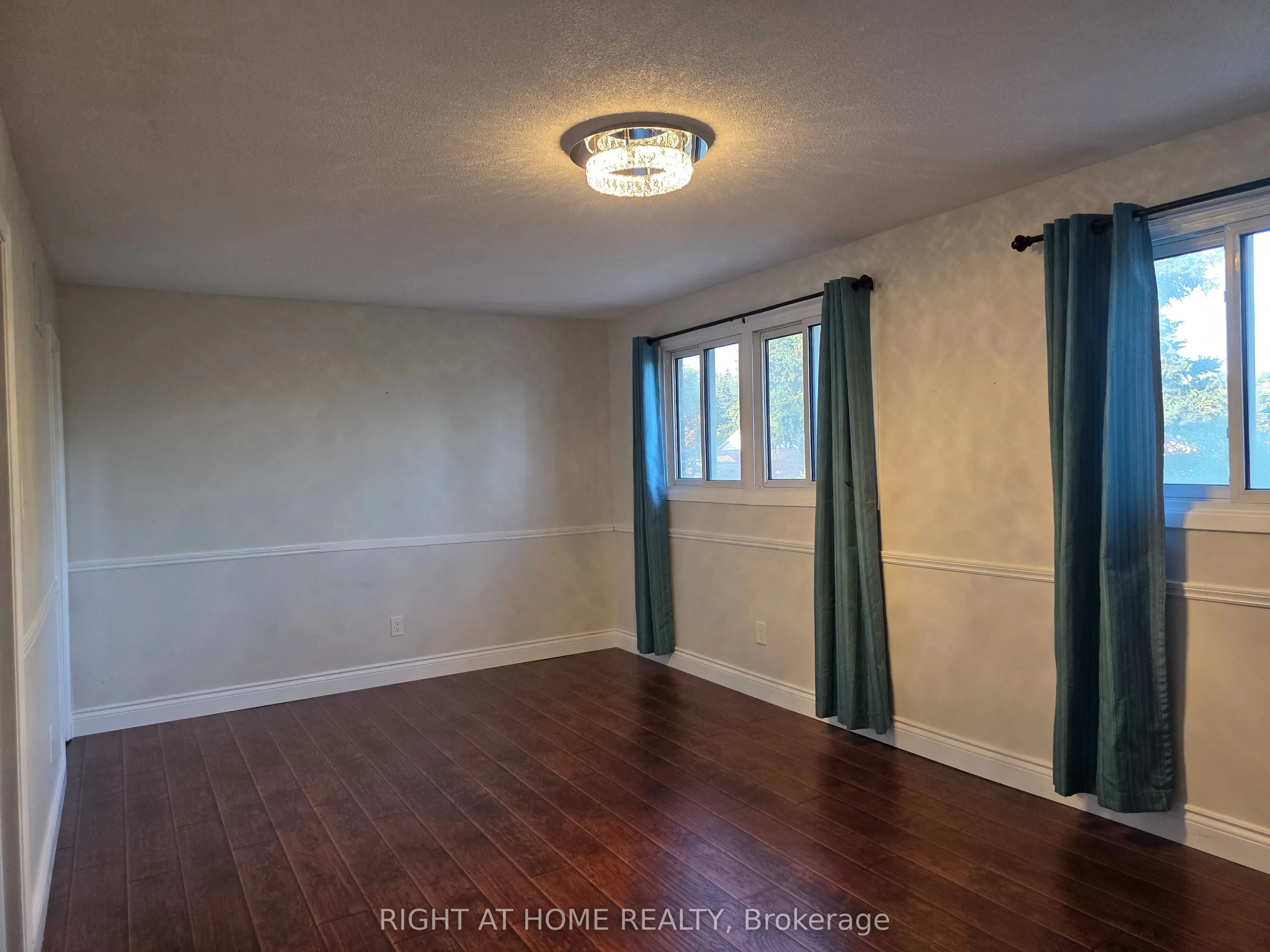 16 Portland Crescent