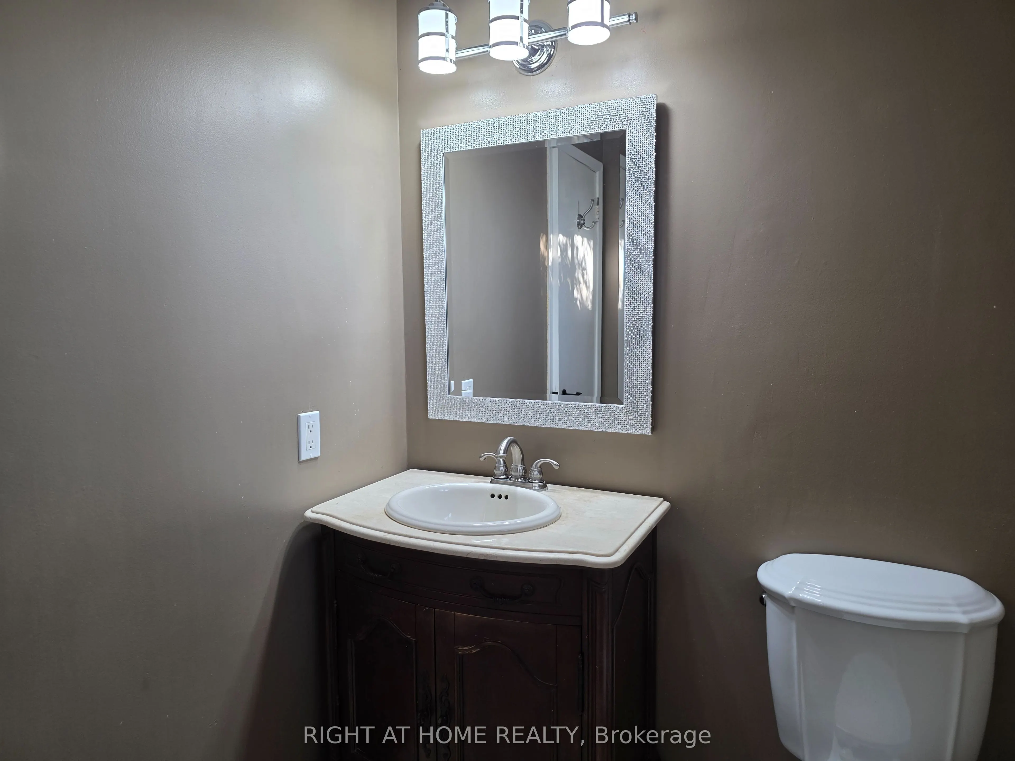 16 Portland Crescent