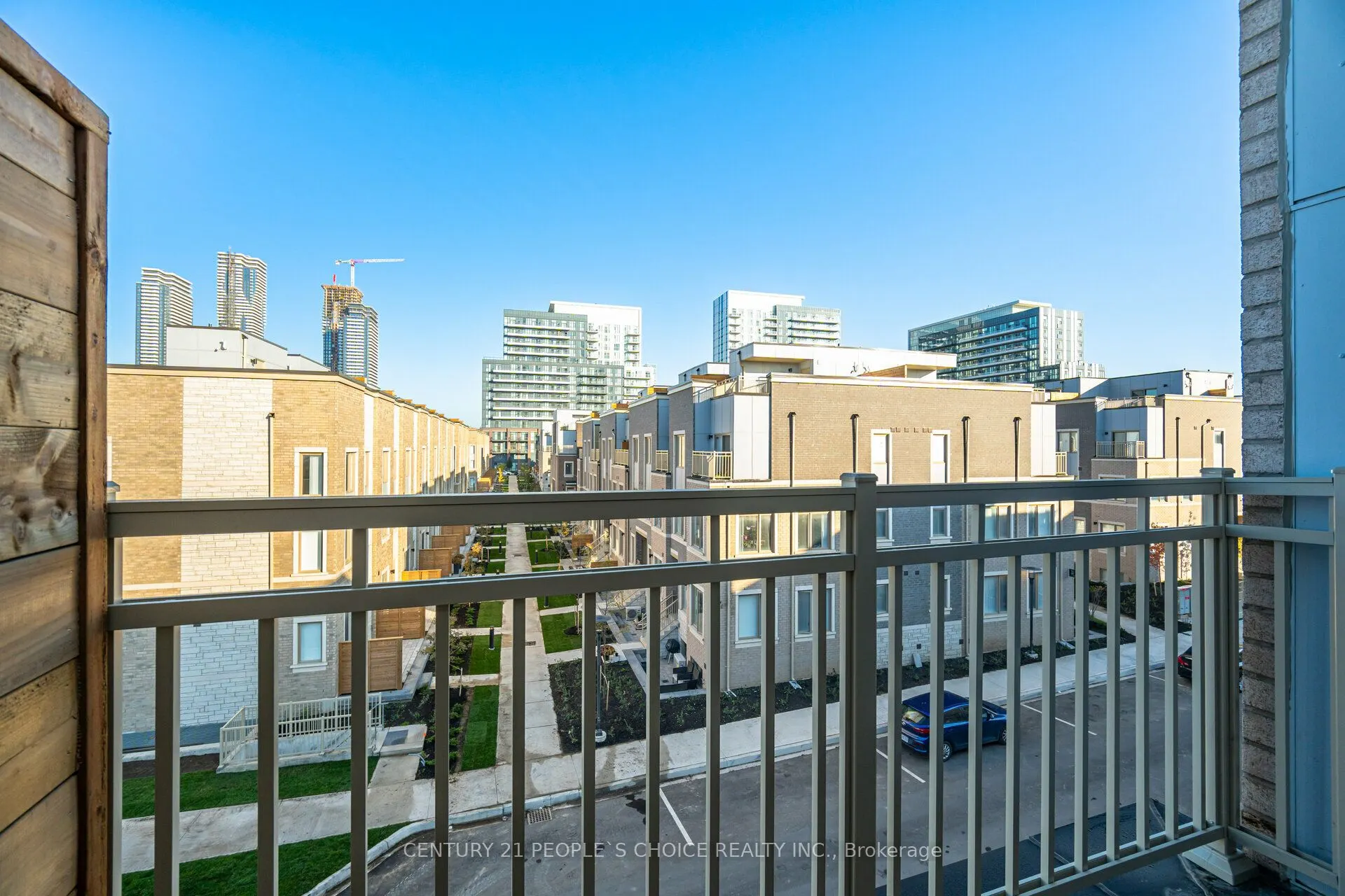 150 Honeycrisp Crescent, #TH 263