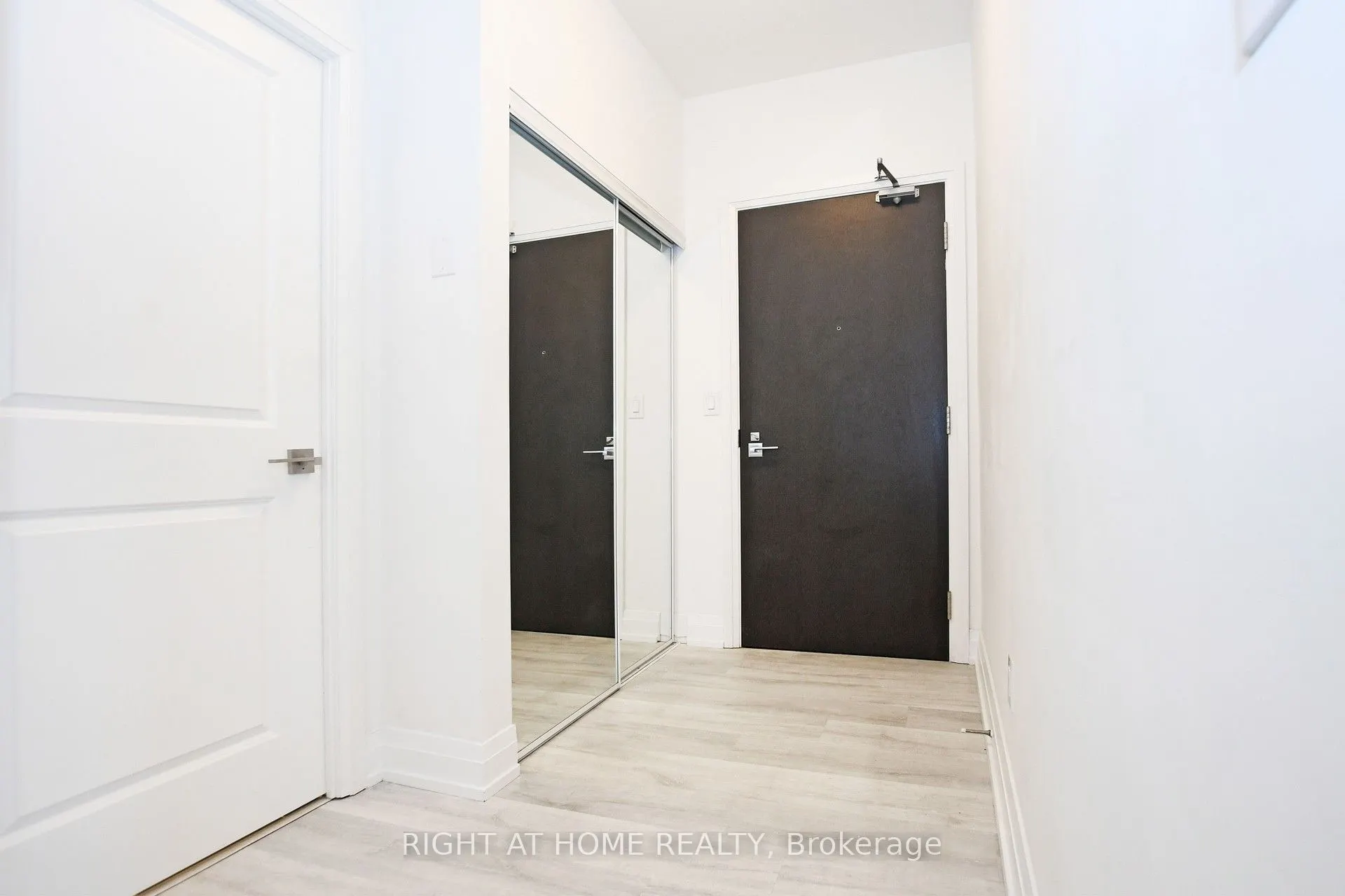 3600 HWY 7 Road, #720