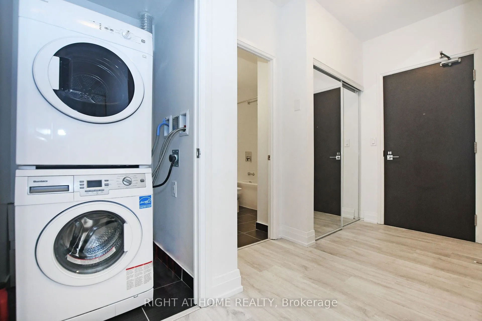 3600 HWY 7 Road, #720