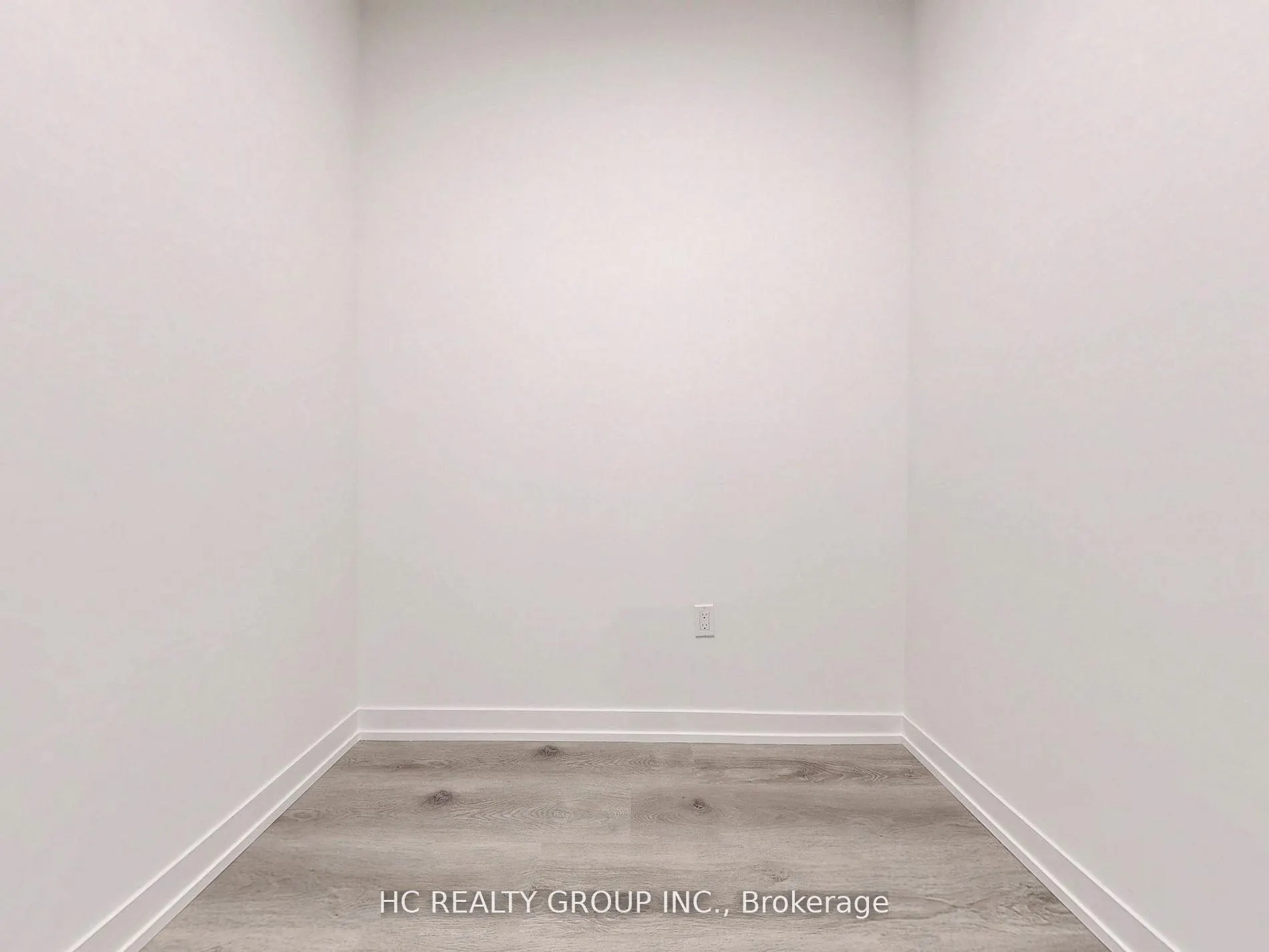 225 Commerce Street, #5715