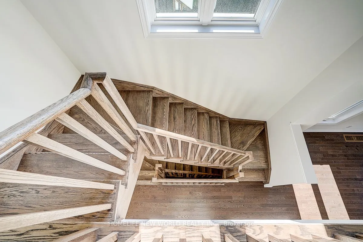 4 Freeman Williams Street