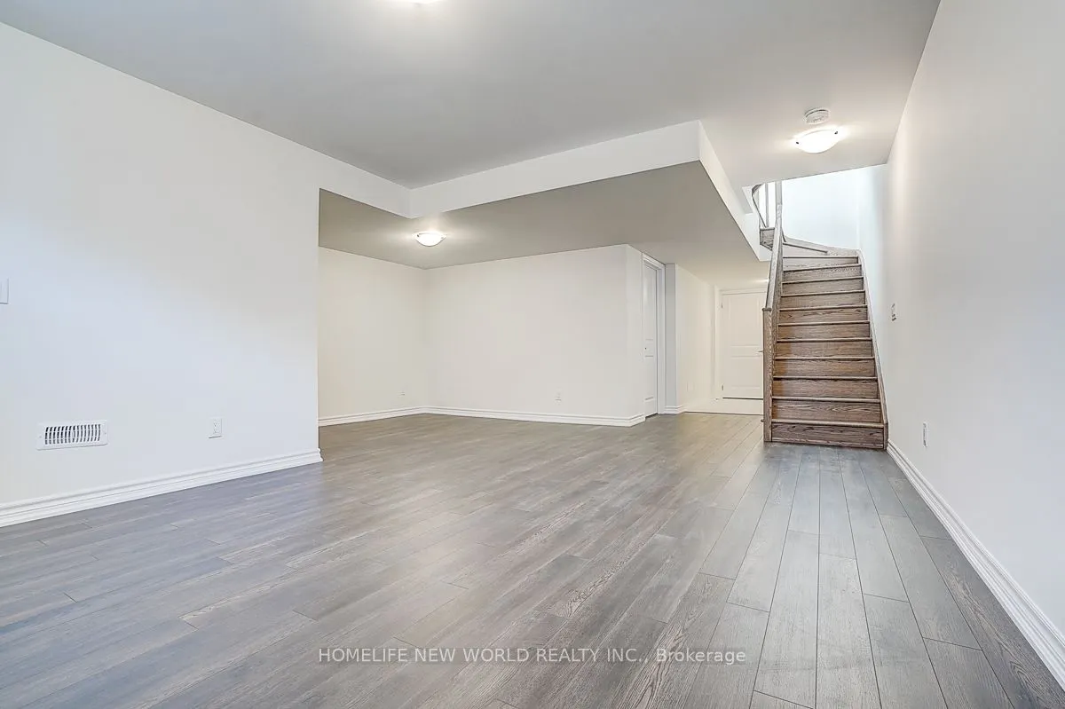 4 Freeman Williams Street