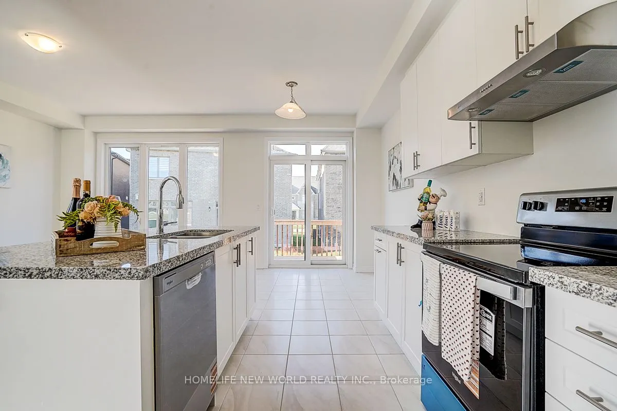 4 Freeman Williams Street