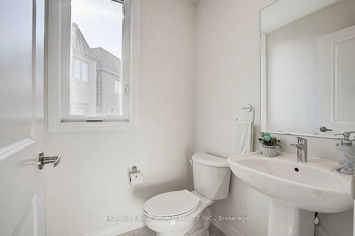 4 Freeman Williams Street